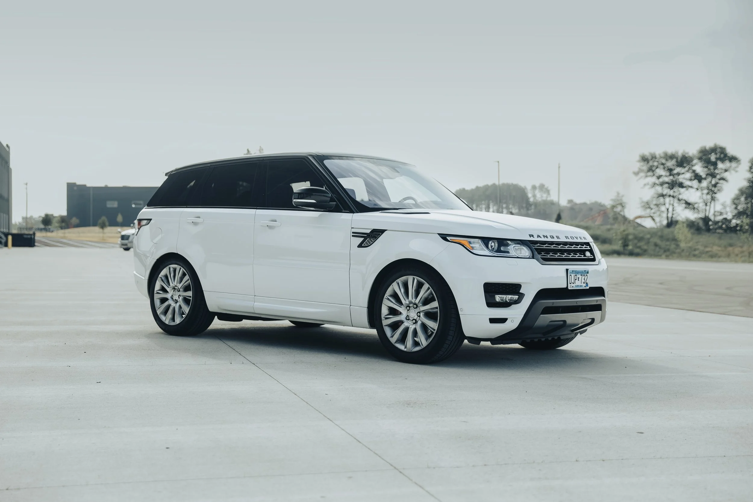 RANGE ROVER RENTAL CAR MINNESOTA — DRIVEIFY