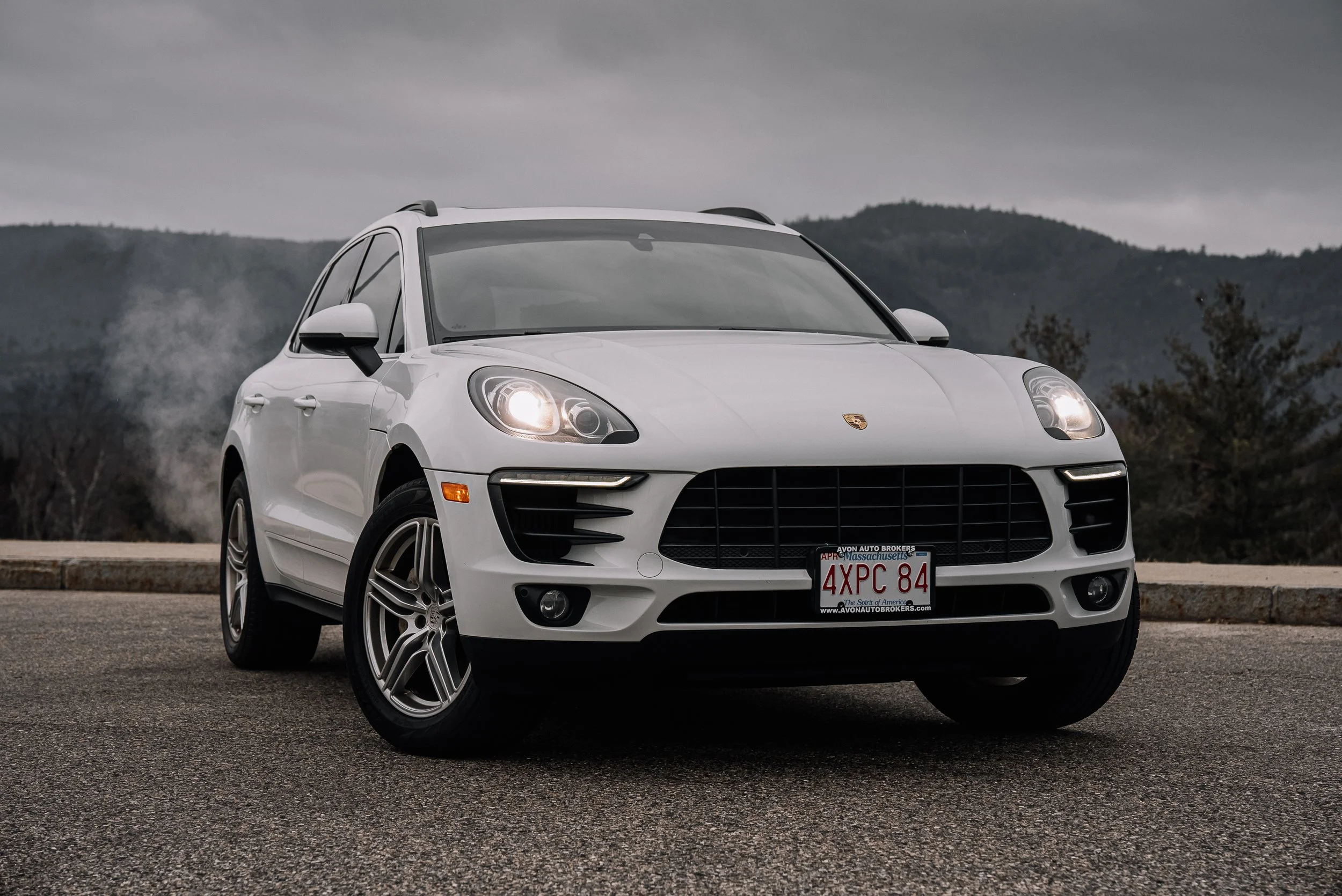 PORSCHE MACAN S RENTAL CAR MASSACHUSETTS — DRIVEIFY