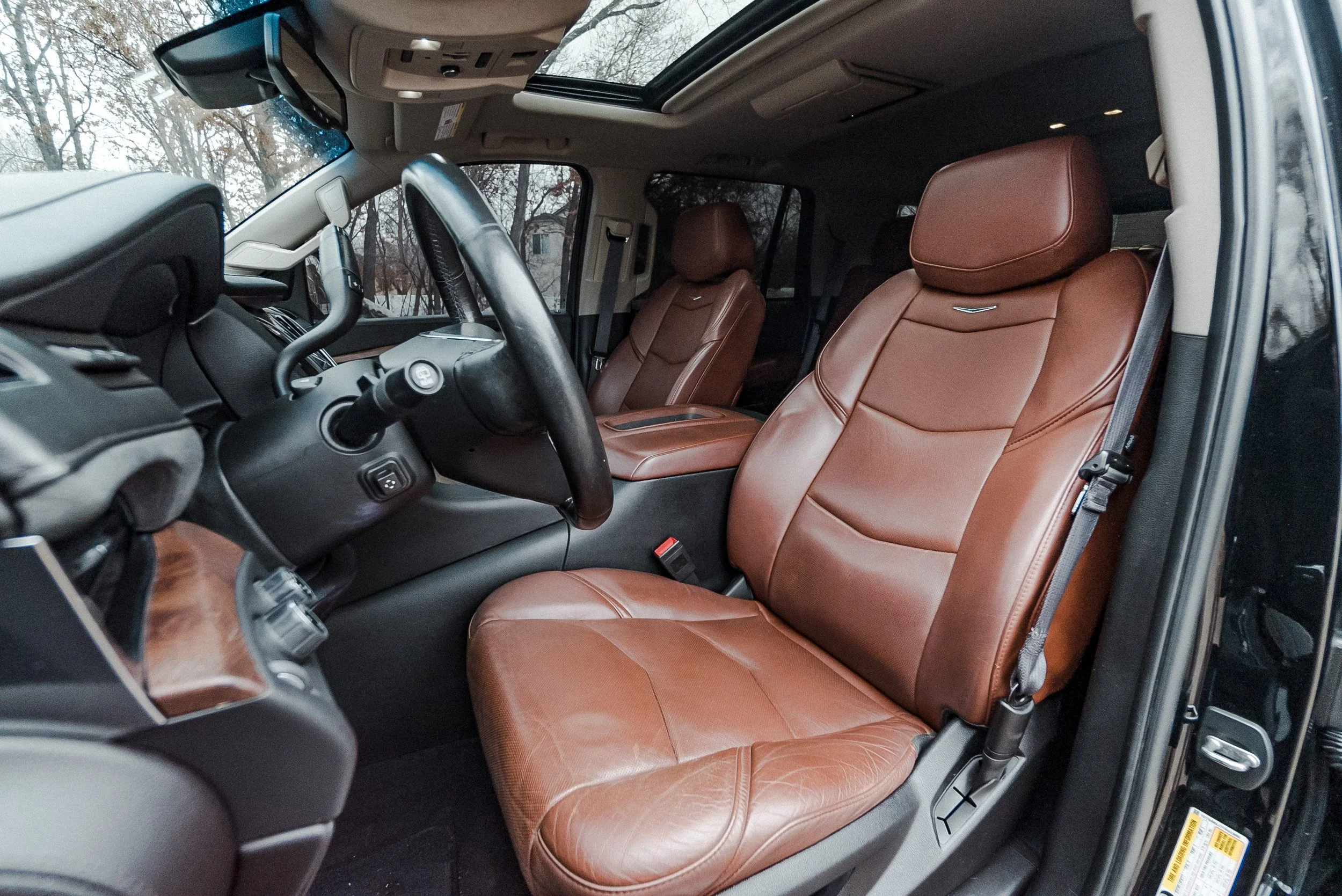 CADILLAC ESCALADE RENTAL CAR MINNESOTA — DRIVEIFY