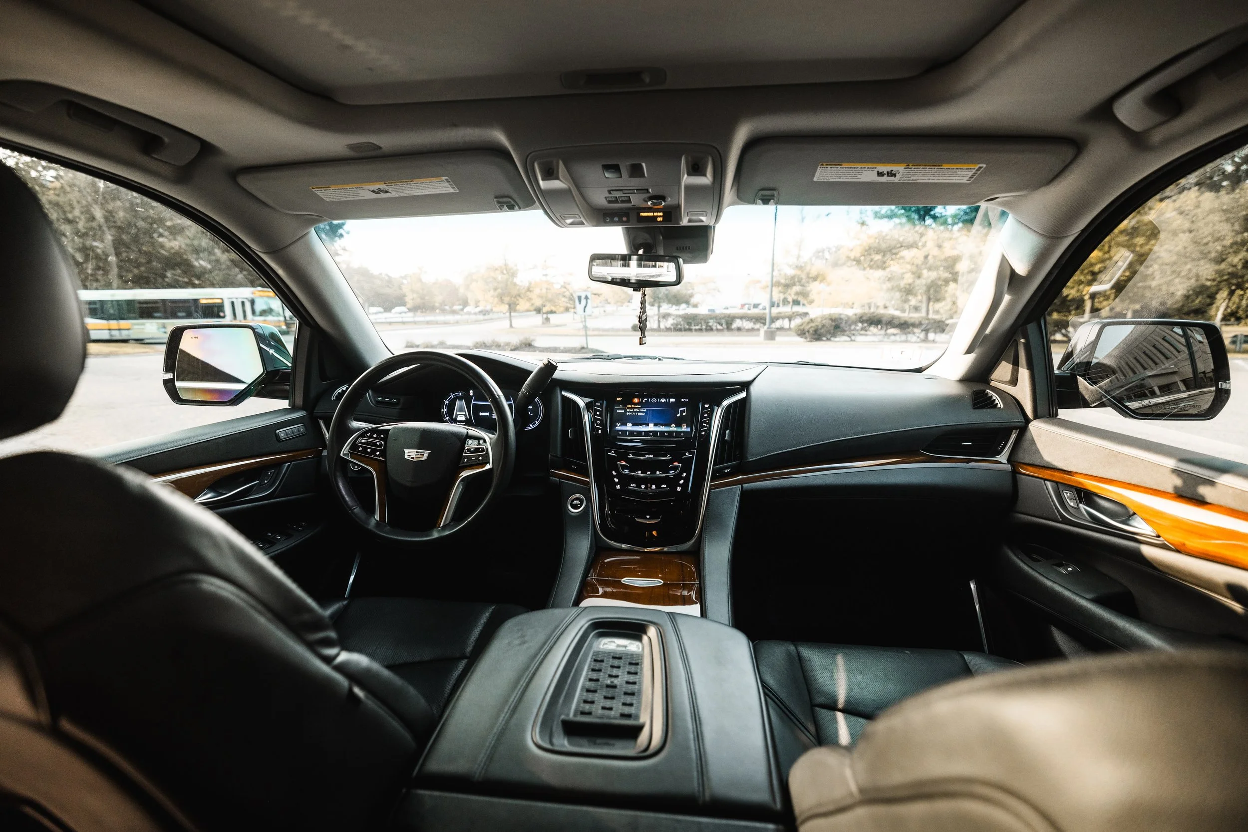 CADILLAC ESCALADE RENTAL CAR MASSACHUSETTS — DRIVEIFY