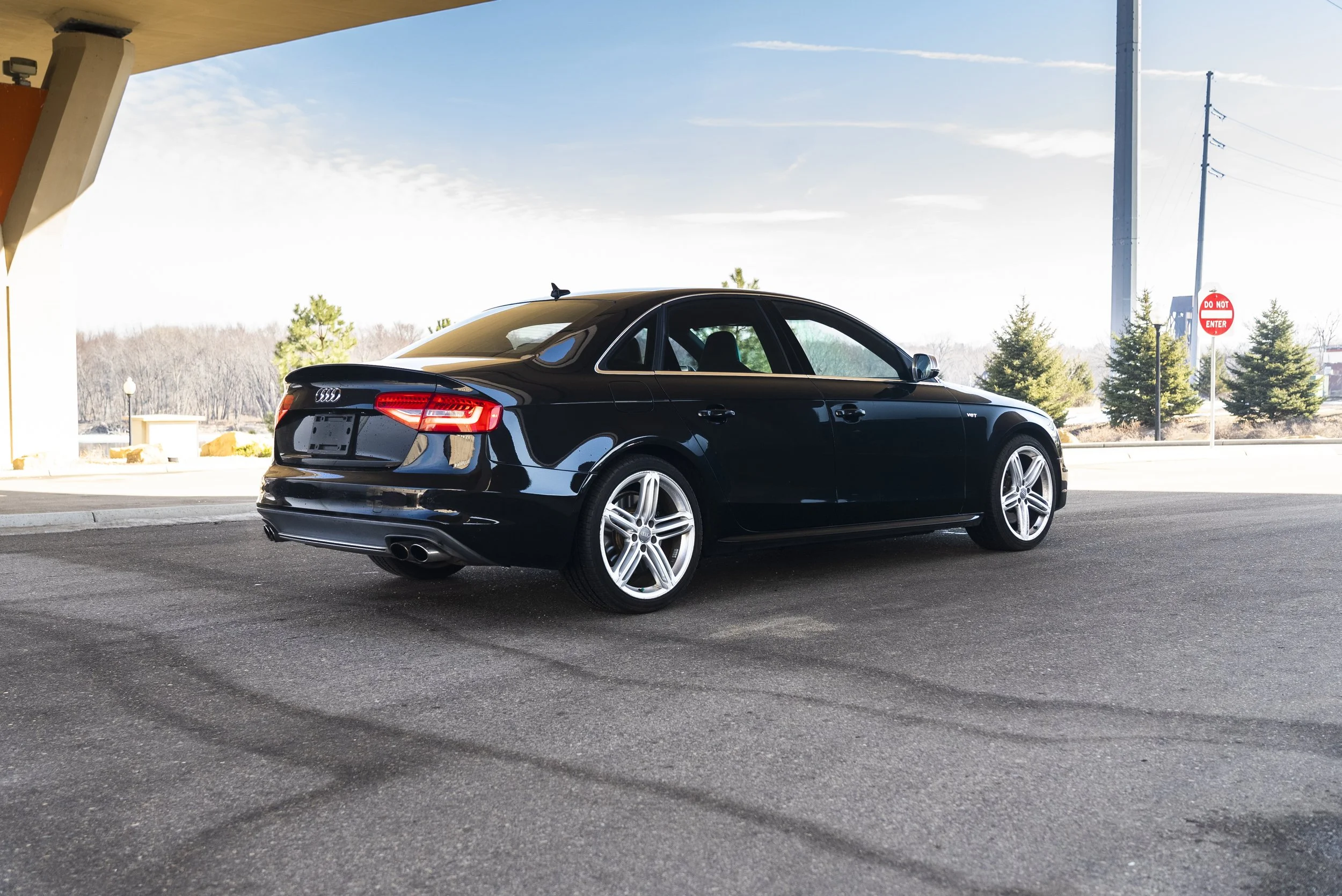 AUDI S4 RENTAL CAR MINNESOTA — DRIVEIFY