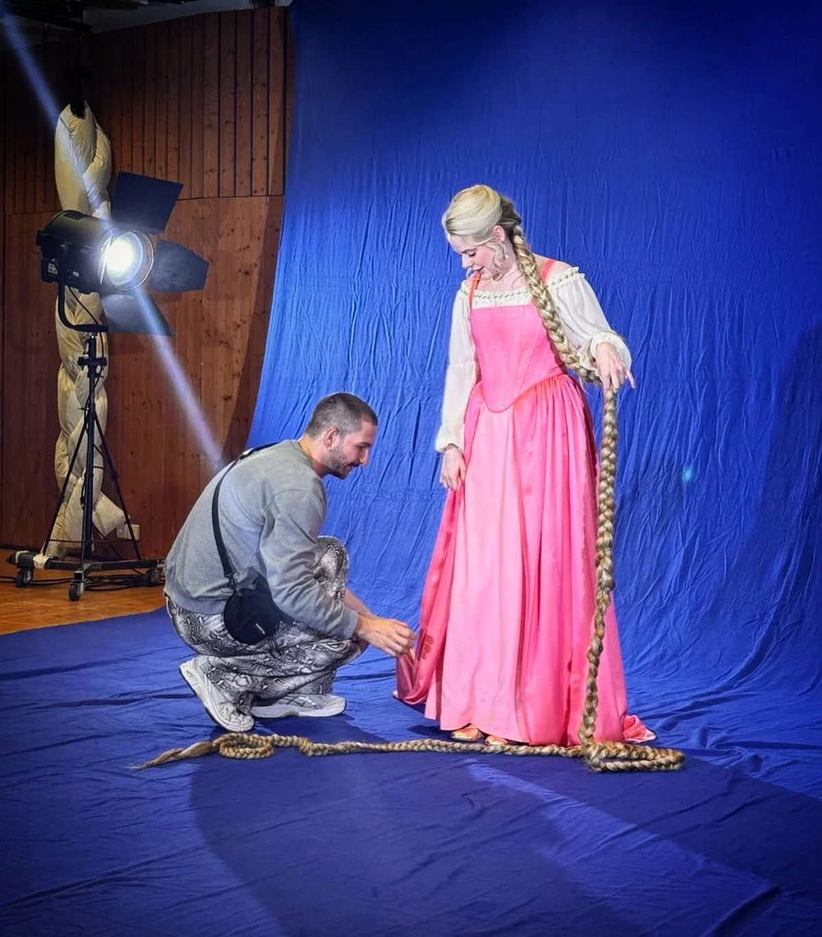 Tonight is the premiere of Sondheim&rsquo;s Into the Woods 🌳🐄👸🧙&zwj;♀️👠👩&zwj;🍳🥖👩&zwj;🍼Can&rsquo;t wait to go on stage as Rapunzel with this talented group of people in my first ever musical!! 

Special thanks to @djurkov.is.hotter for desig