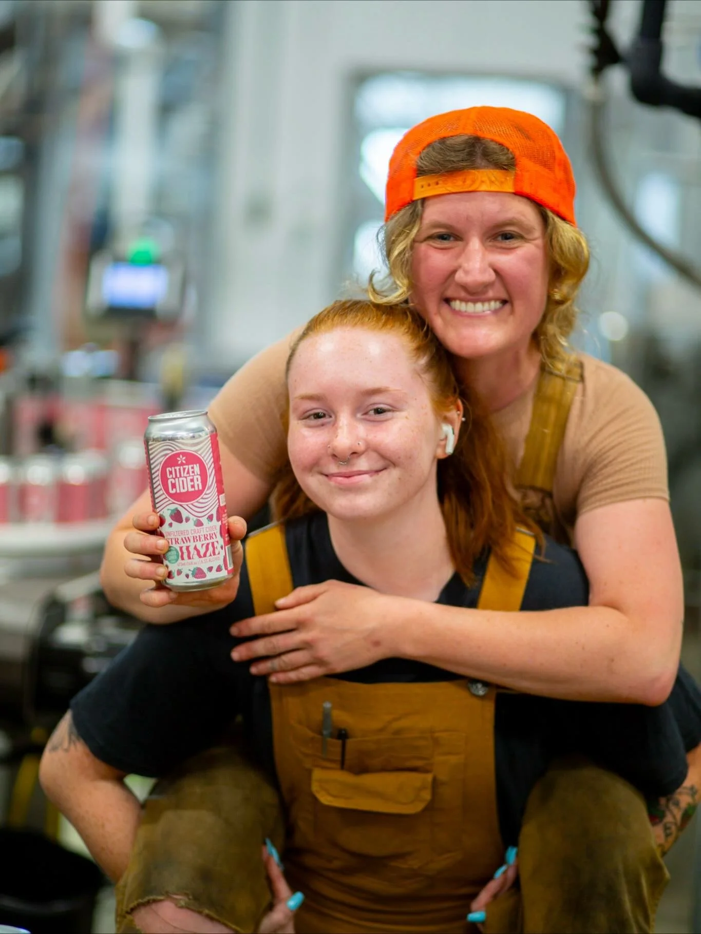 Feeling thankful for all the amazing employees that make Citizen Cider possible!

Have a great Thanksgiving everyone!