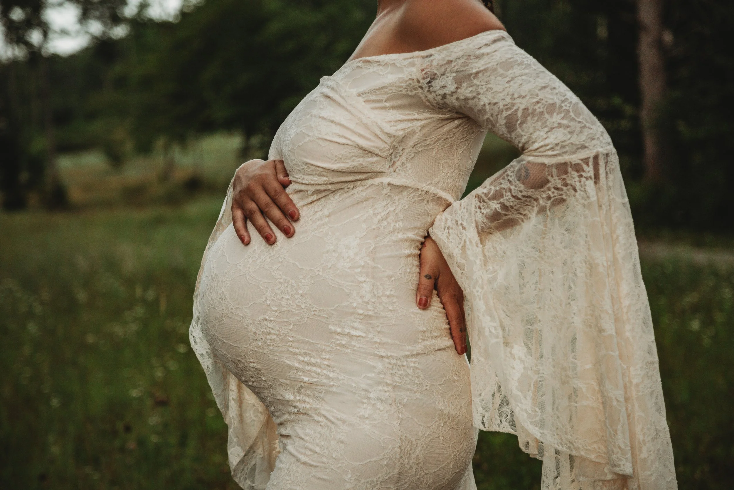 Michigan Maternity Photographer | Lifestyle Photographer | Traverse City Michigan