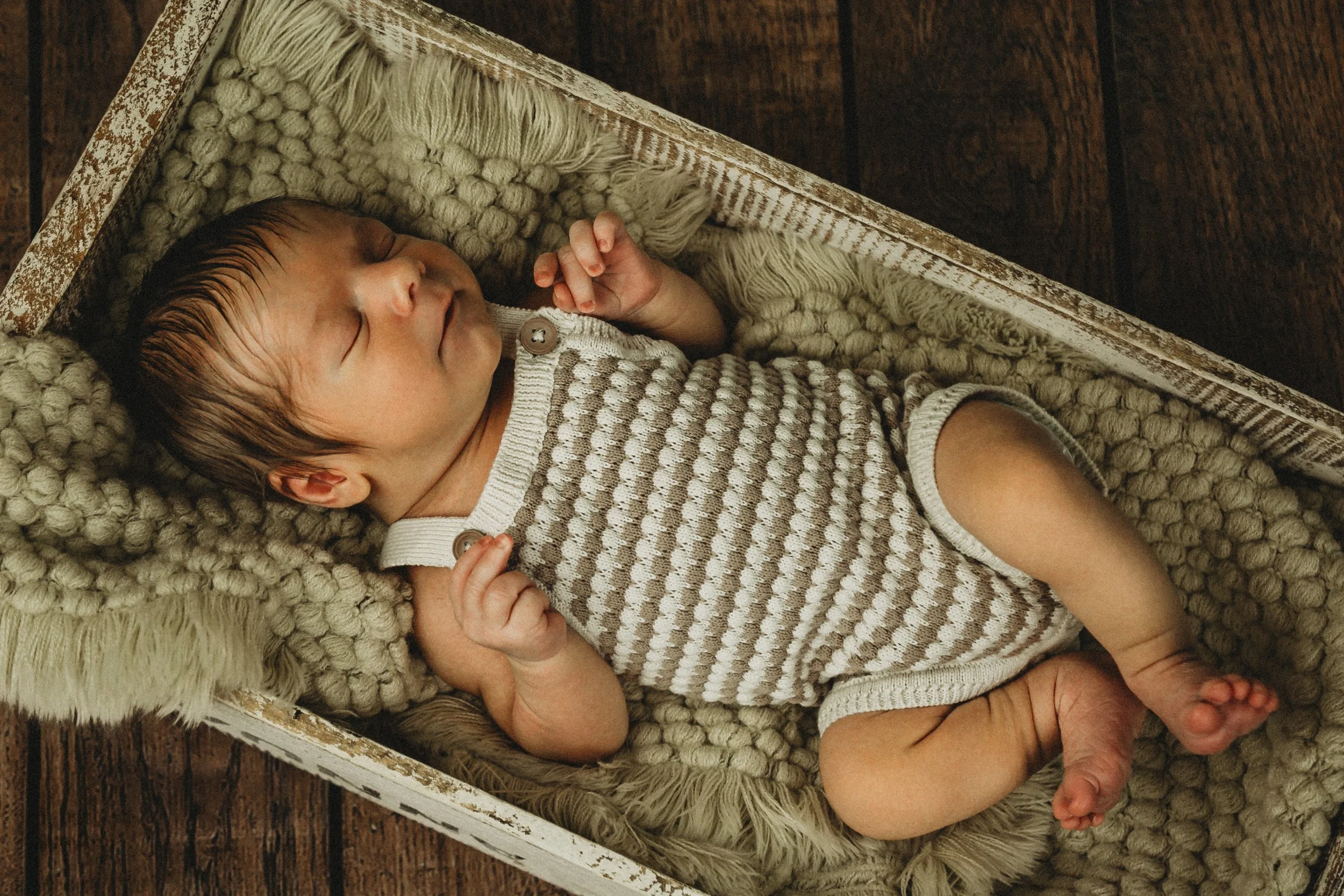 Traverse City Area Lifestyle Newborn Photographer 