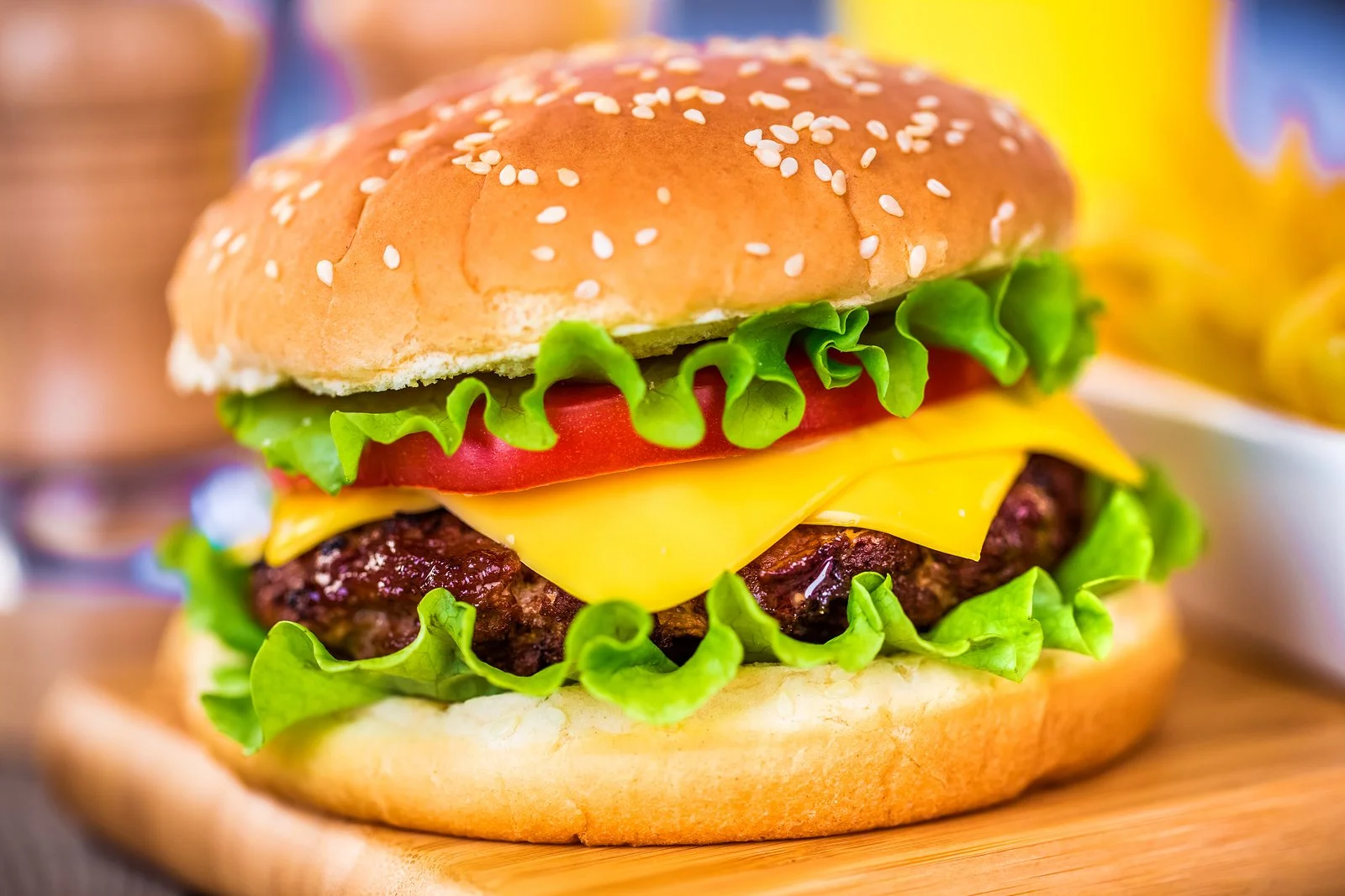 bigstock-Tasty-and-appetizing-hamburger-99526937.jpg