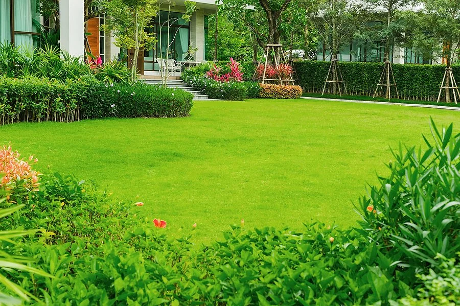 bigstock-House-In-The-Park-Green-Lawn--378722821.jpg