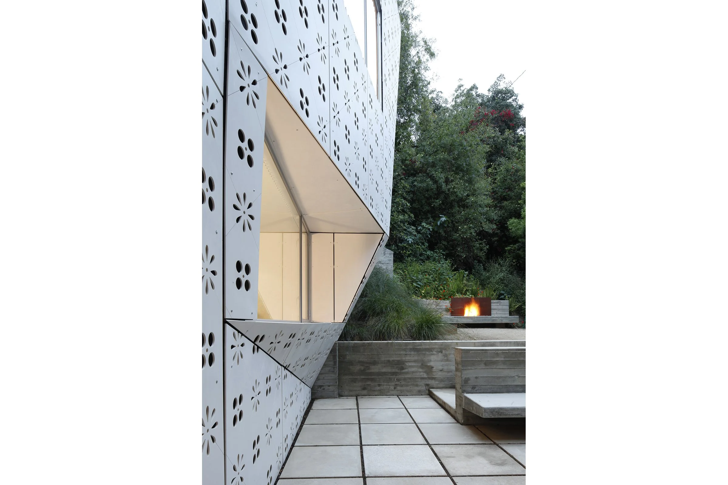diamondhouse-02.jpg