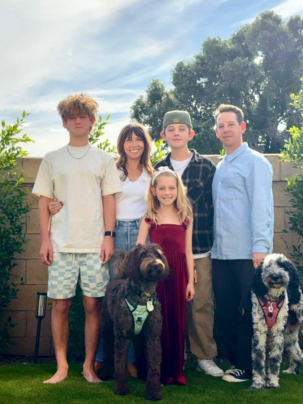 Happy Thanksgiving! I&rsquo;m so grateful for every client who has invited us into their homes and trusted us to bring their vision to life.
Wishing you a Thanksgiving filled with love, connection, and fun. 🦃