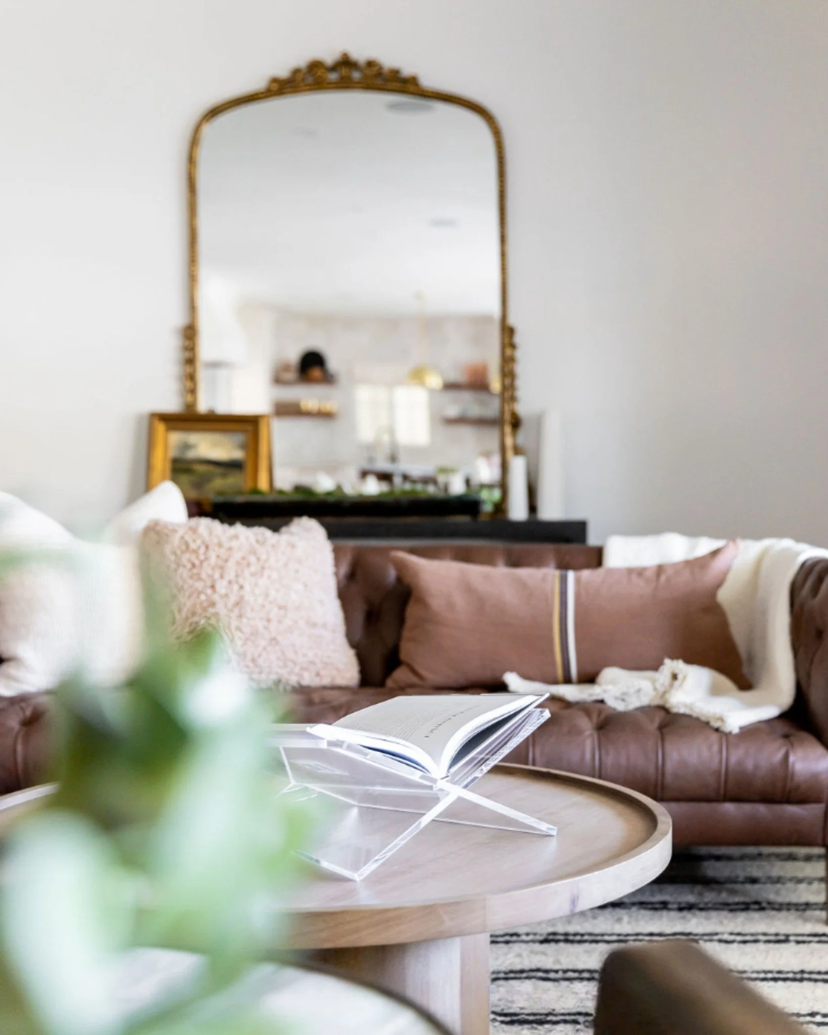 Texture tells the story of a home well lived in. Soft fabrics, natural wood, and warm metal accents create depth and comfort while standing up to the realities of family life.

Your space can be elevated and easy to maintain. The right mix of materia