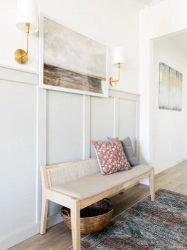 Does the 5:00 PM shuffle in your house feel a bit like a contact sport? ⚽️🎒 Between the backpacks, the Ojai dust, Ventura sand, and the &ldquo;where are my keys?&rdquo; scramble, the entryway usually takes the biggest hit.

On the blog, I&rsquo;m sh