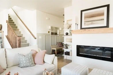 Designer FAQ: Light Colors vs. Real Life 🐾
The #1 question we hear from busy parents? &ldquo;Can I really have a light-colored home with kids and pets?&rdquo;
The answer is a resounding yes! The secret is what we call &ldquo;Performance Luxury.&rdqu