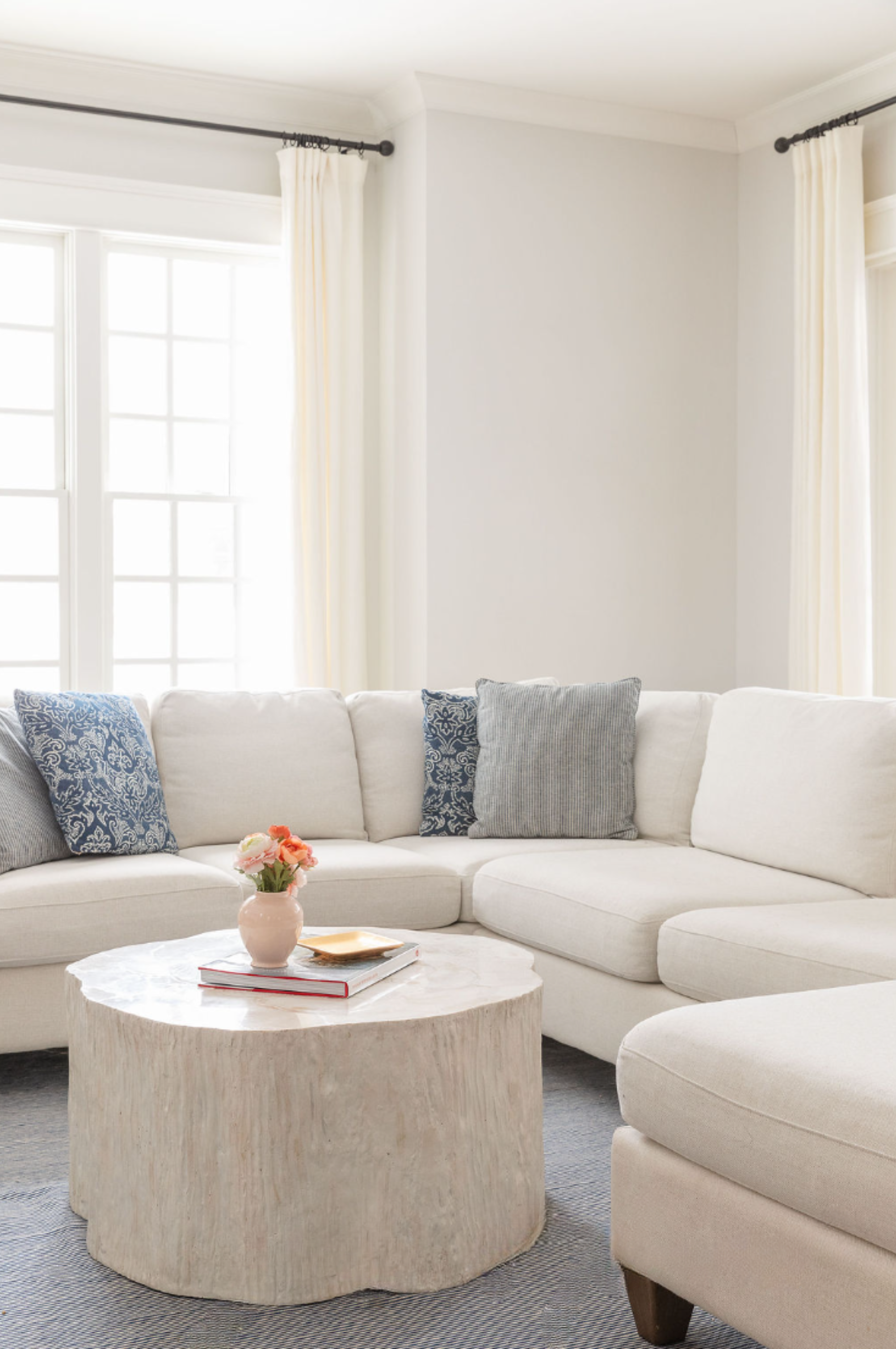 Coastal Living Room, bright airy livingroom