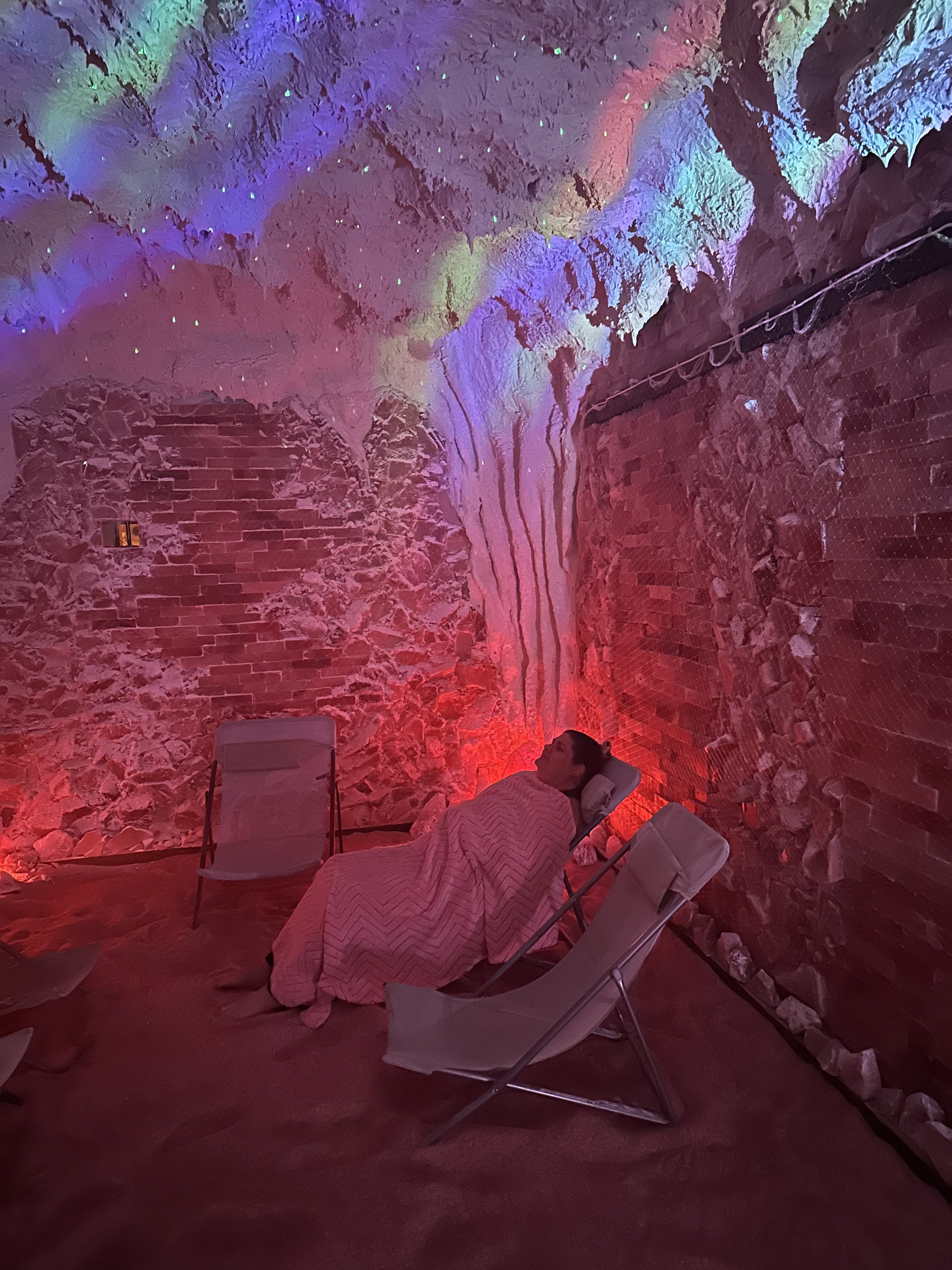 How to relieve sinus pain and pressure with salt therapy | The Salt Cave Minnesota