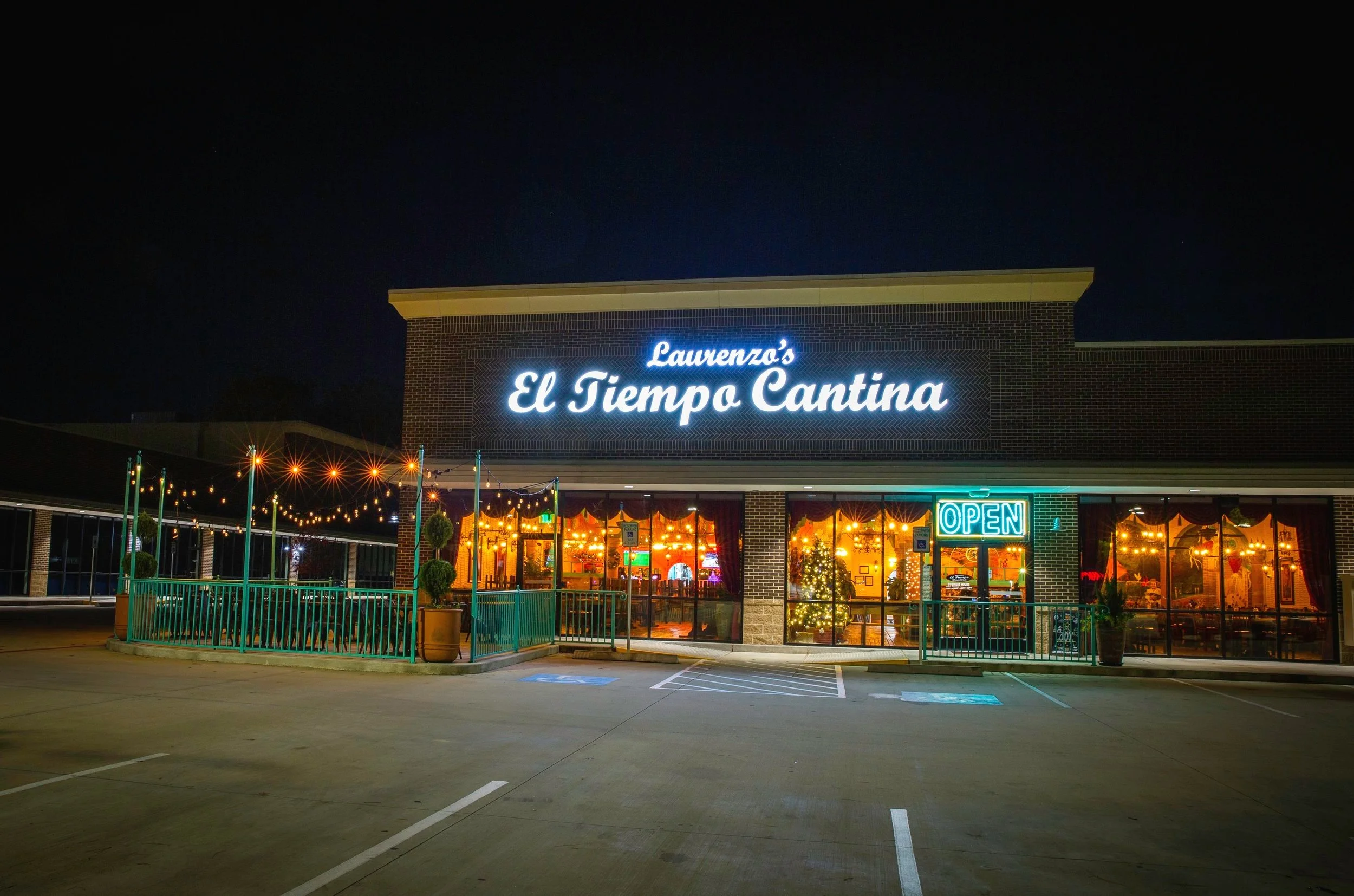 El Tiempo Cantina