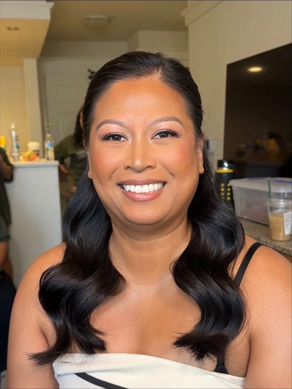 Thank you @double_lc for trusting me with your wedding day beauty! You look so amazing 🥹🥰 It&rsquo;s always fun seeing new bridal morning fits, and Lian hit it out of the park with her custom baseball jerseys for her and her brew crew. 🍻 We got cr