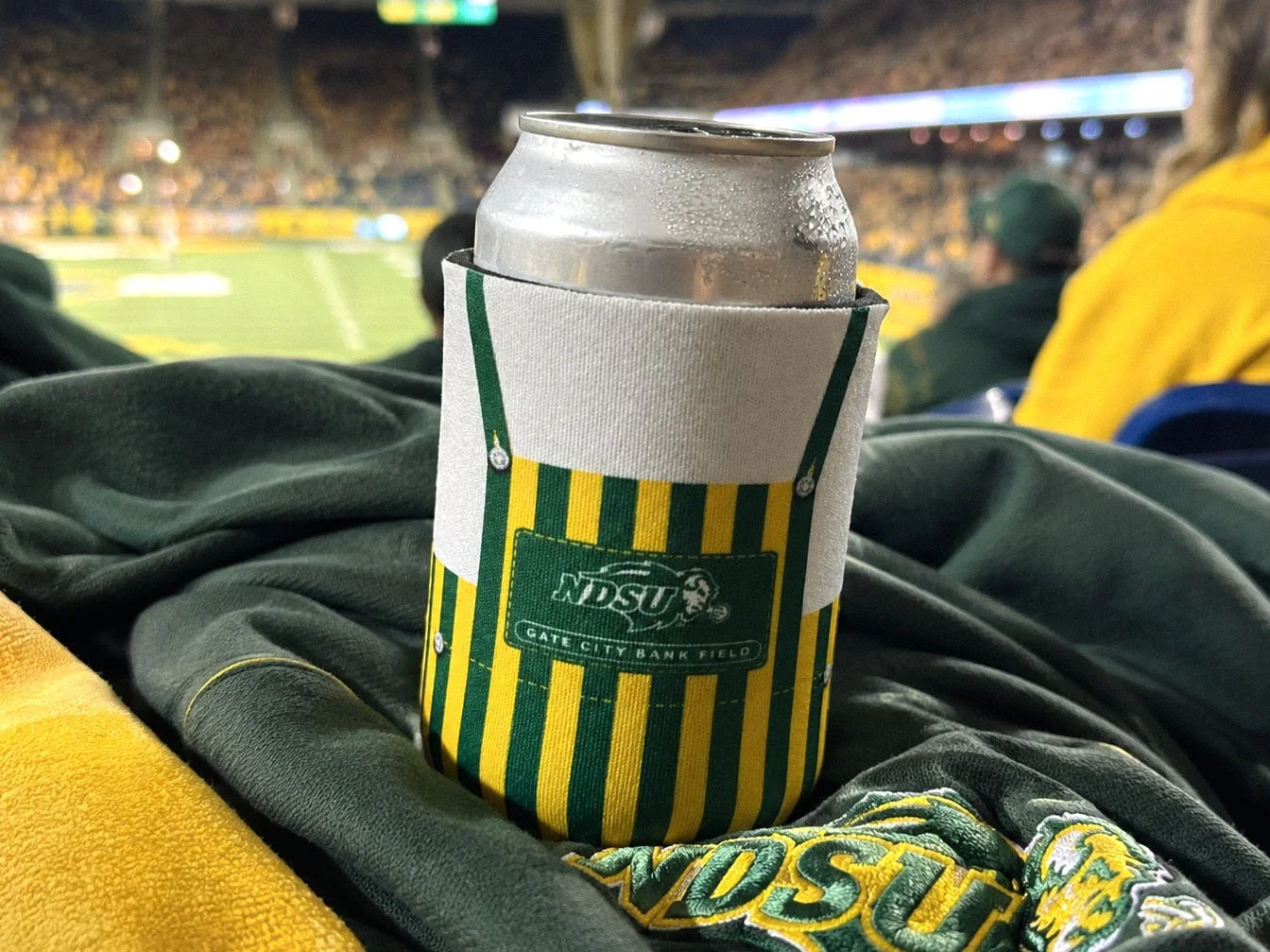 can koozie close up.jpg