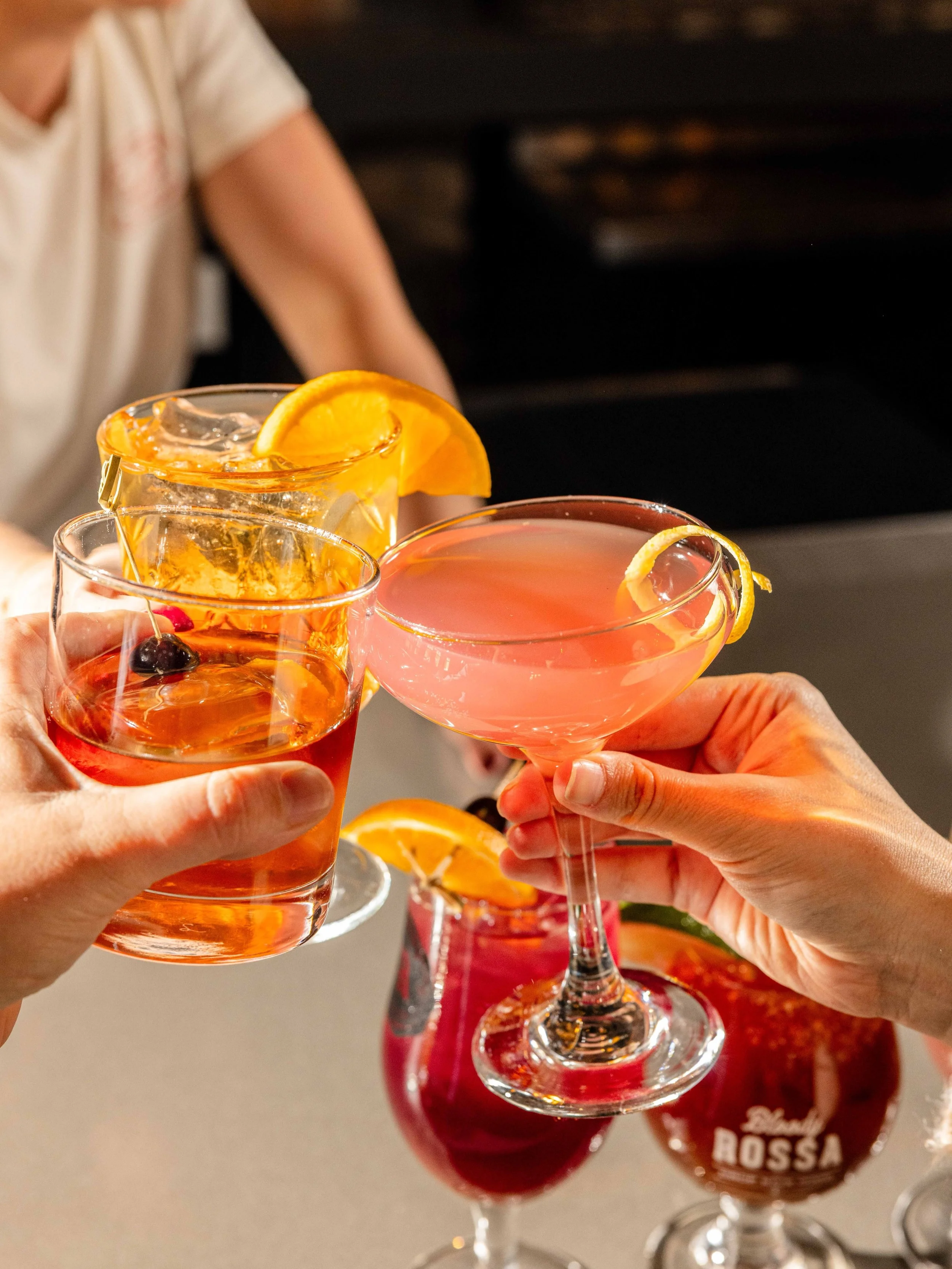 Rounds on the table, pizza is on the way. This is what happy hour looks like when you&rsquo;ve got a real neighborhood spot. 🤘
