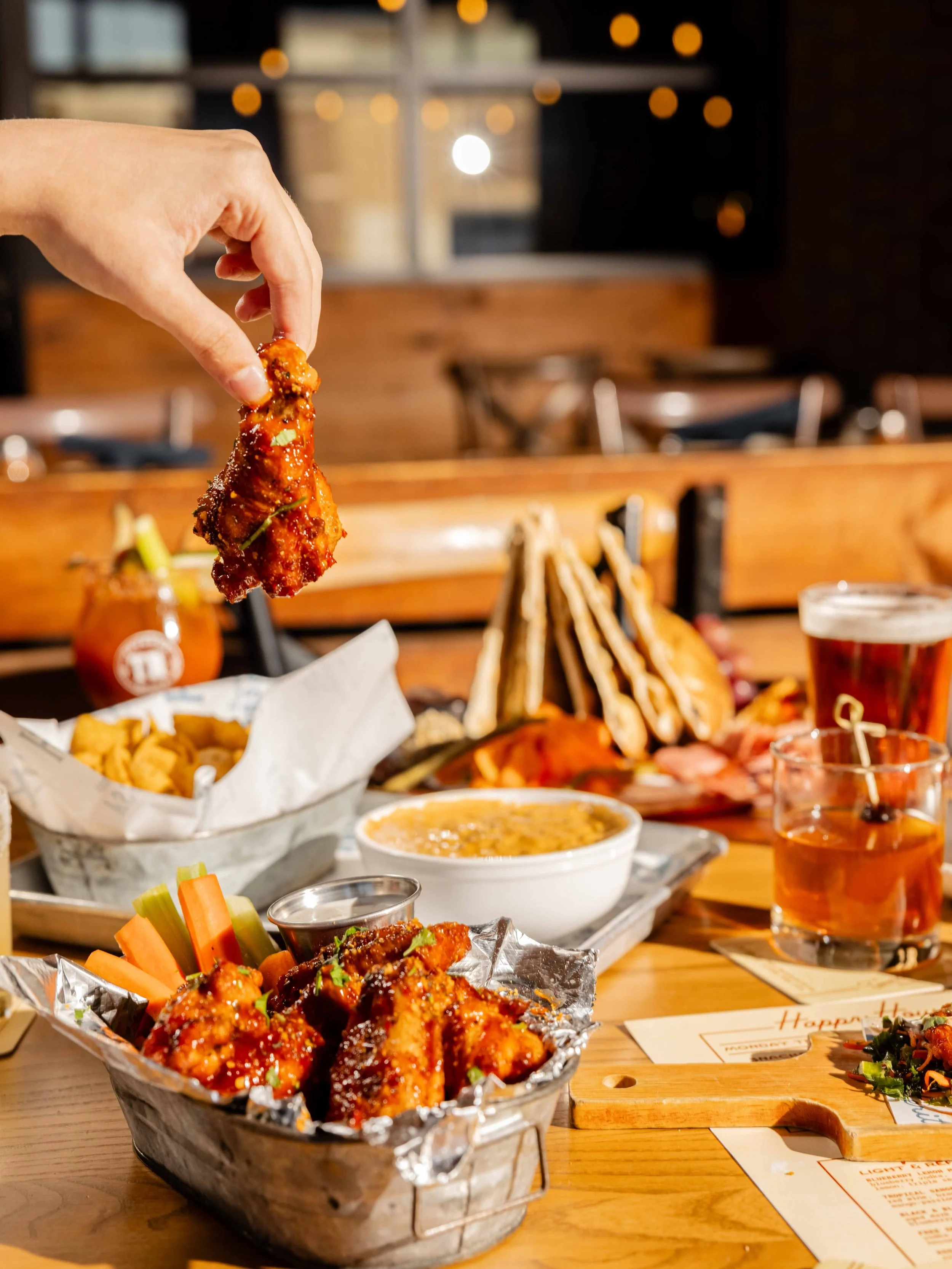 Sweet. Sticky. Baked, not fried.
The Sweet Chili Wings don&rsquo;t miss at Taverna Rossa, your favorite neighborhood tavern in Southlake and Plano. If you&rsquo;re looking for the best wings in DFW or just a solid North Texas restaurant tonight, you 