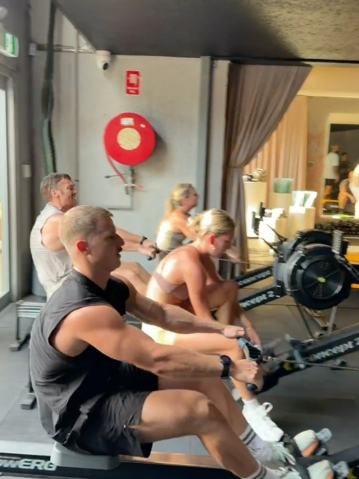 Fit looks good on you