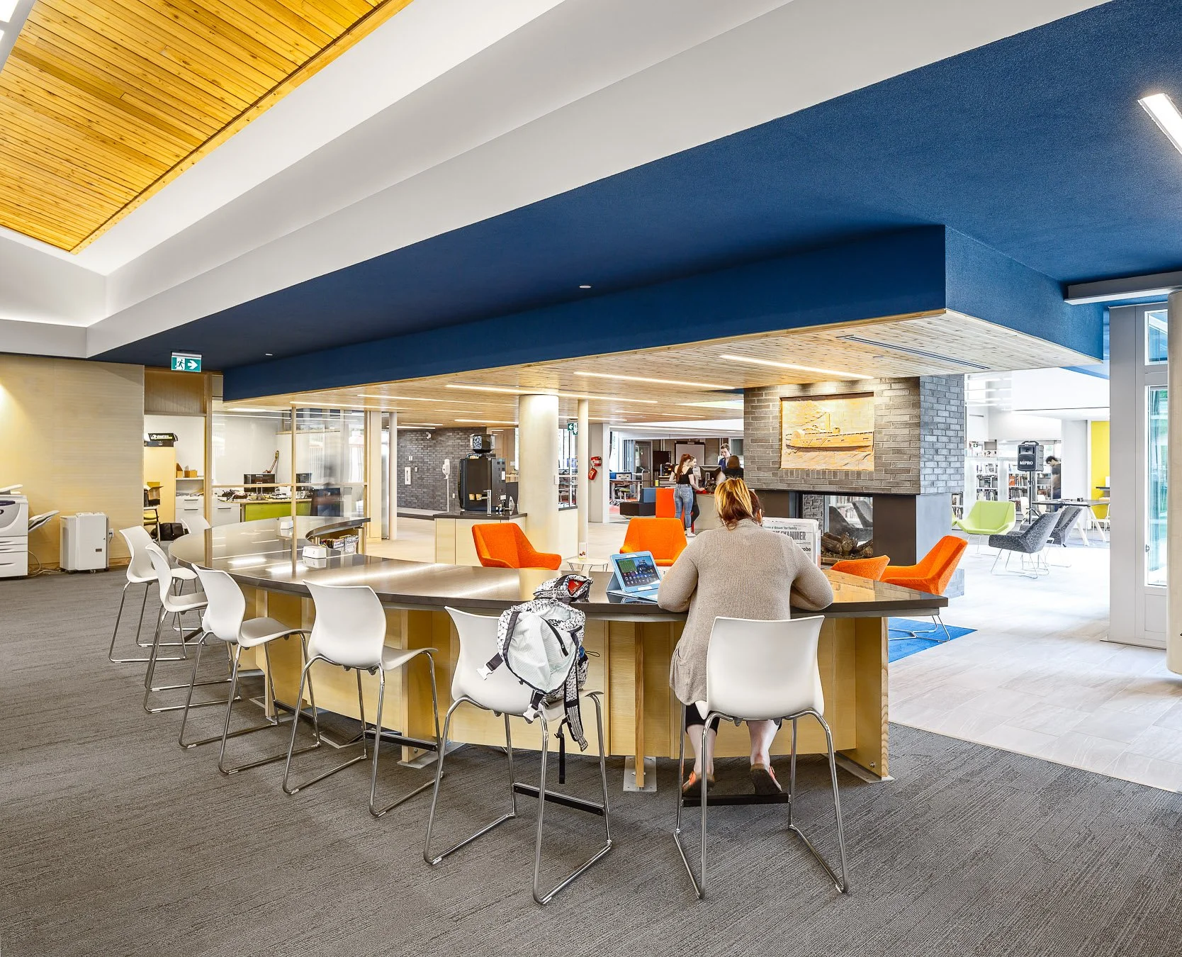 Innisfil IdeaLab workstations area renovated by Shoalts and Zaback Architects.
