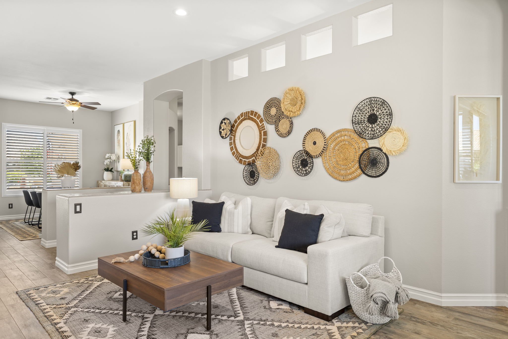 13-web-or-mls-9533-e-idaho-ave.jpg