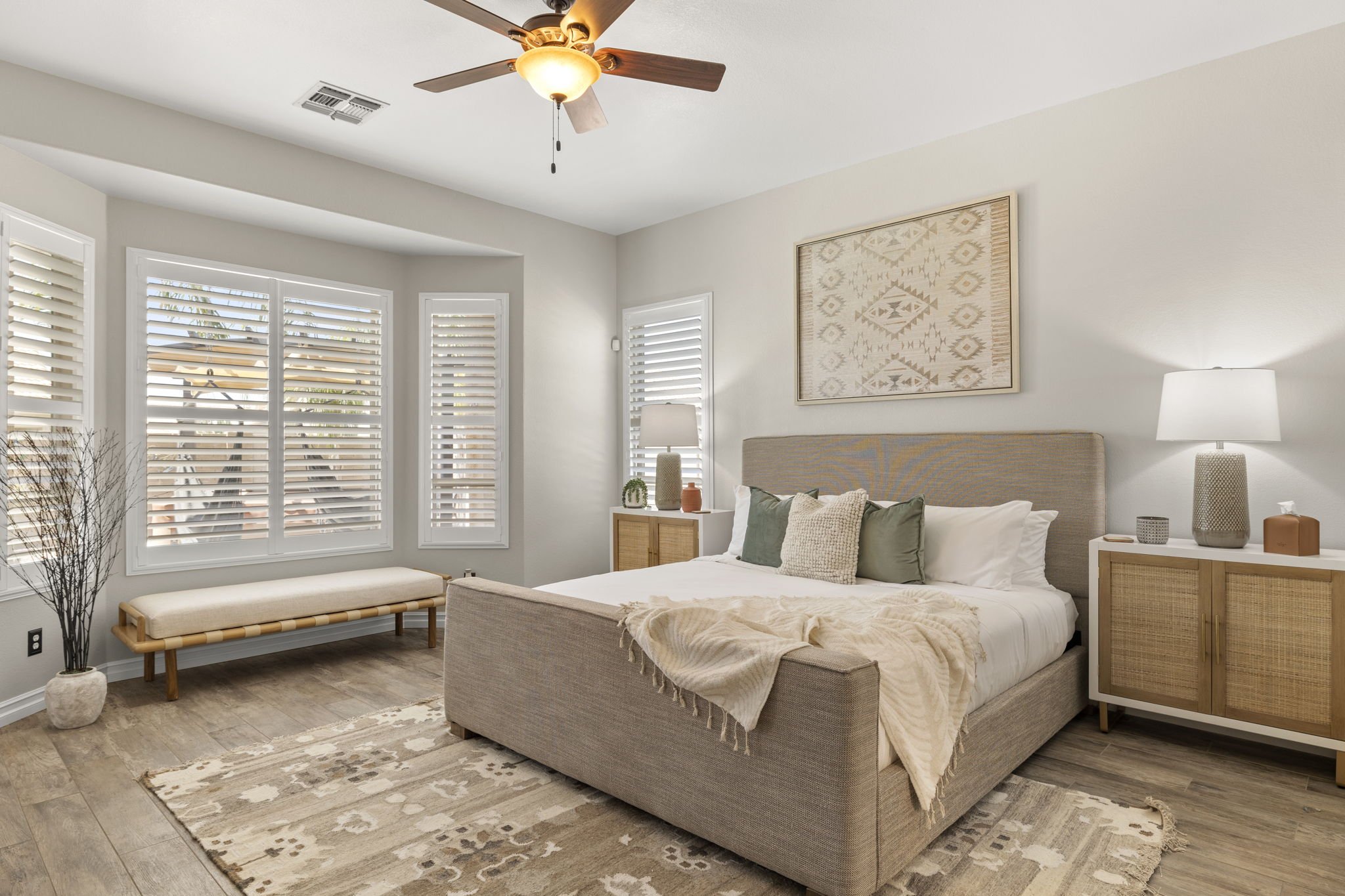 34-web-or-mls-9533-e-idaho-ave.jpg