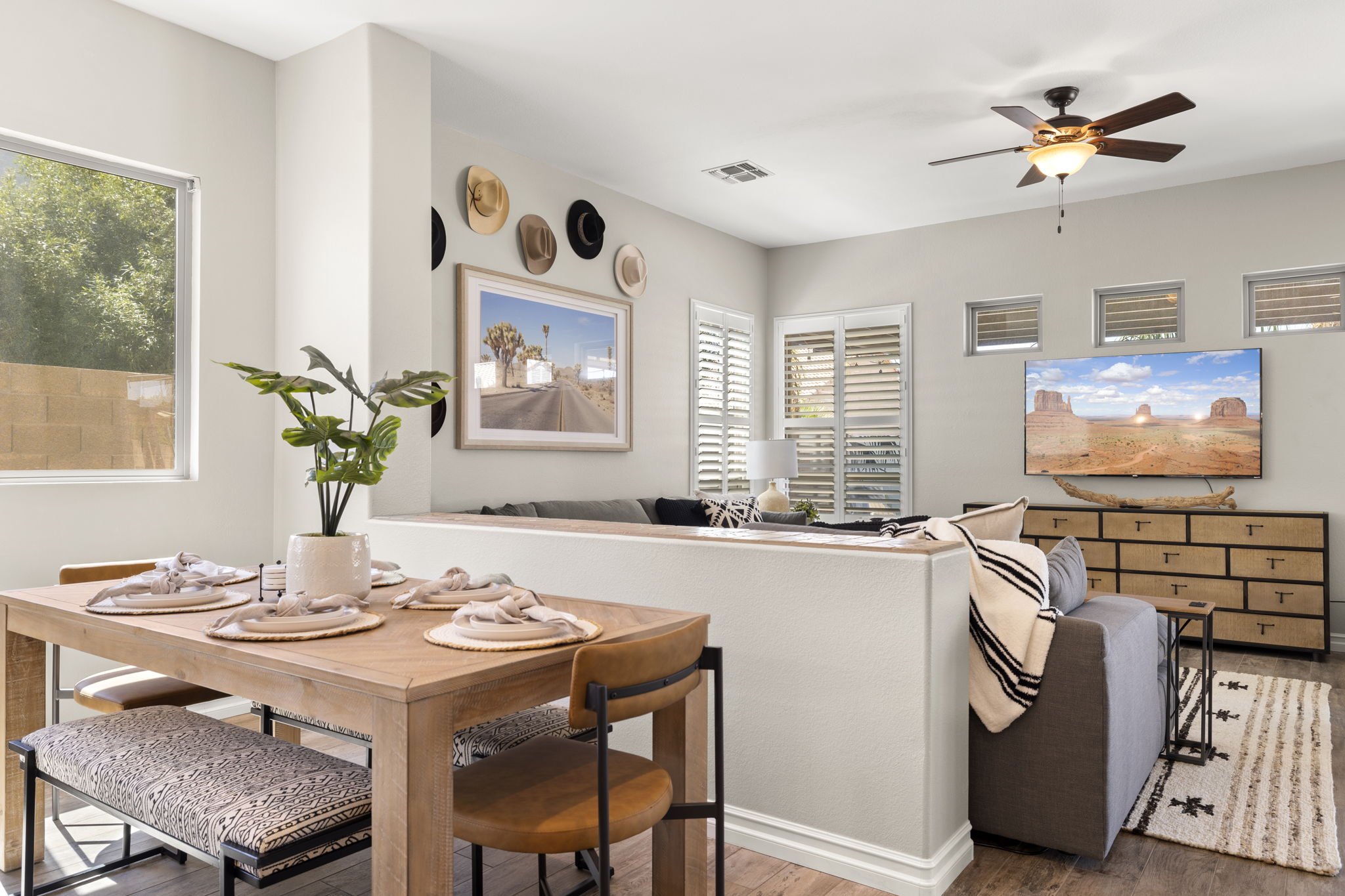 27-web-or-mls-9533-e-idaho-ave.jpg