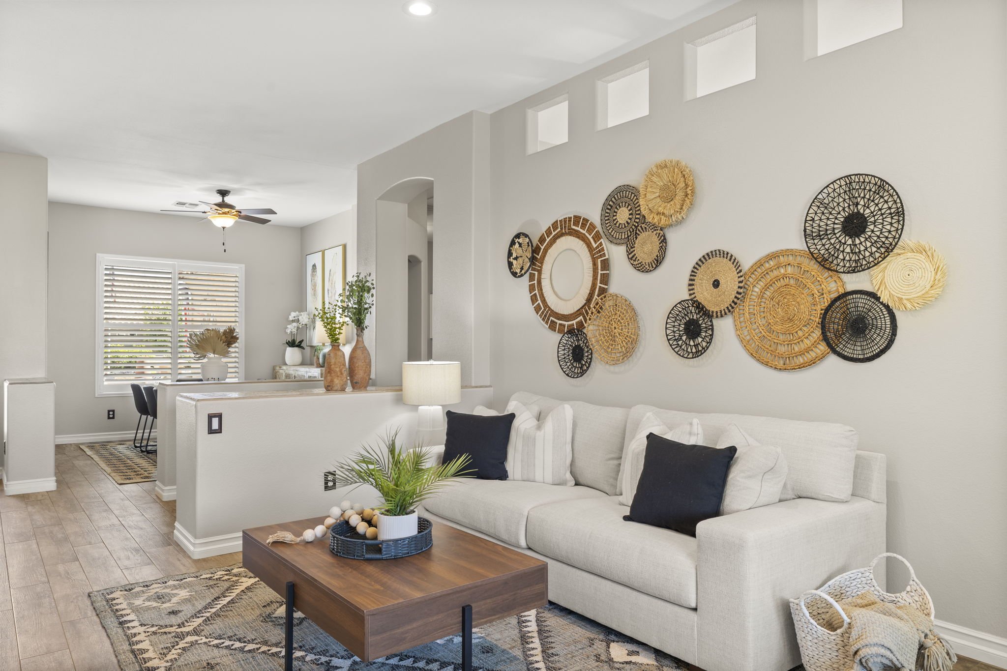 12-web-or-mls-9533-e-idaho-ave.jpg