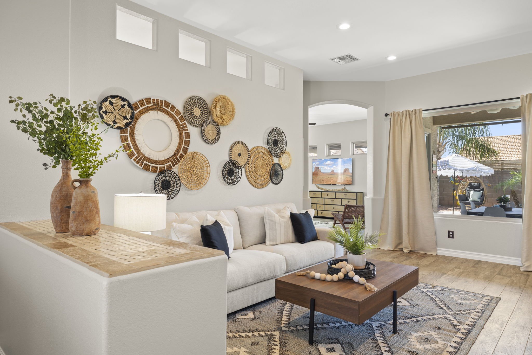 10-web-or-mls-9533-e-idaho-ave.jpg