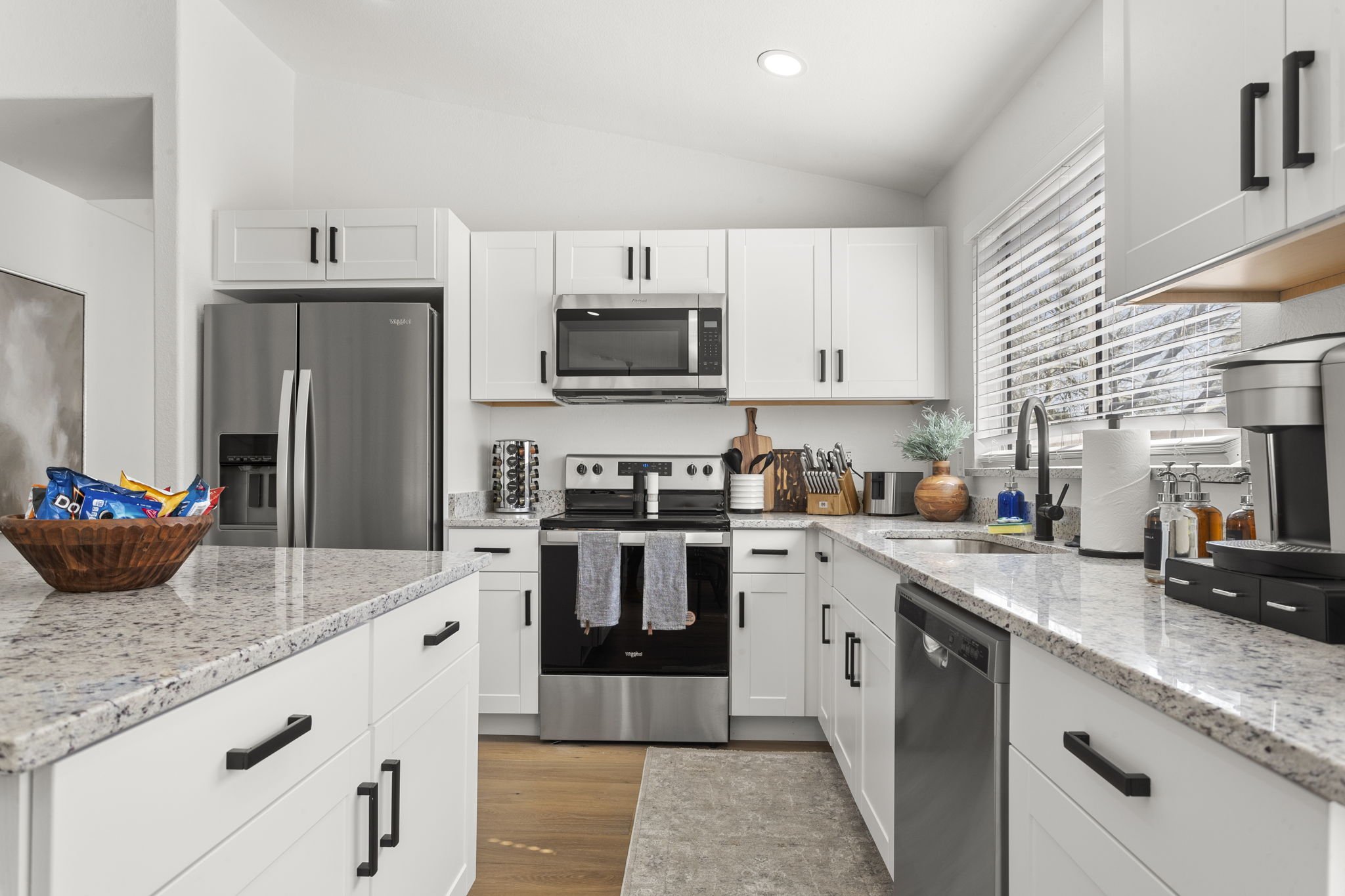 9-web-or-mls-12-s-surfside-dr.jpg