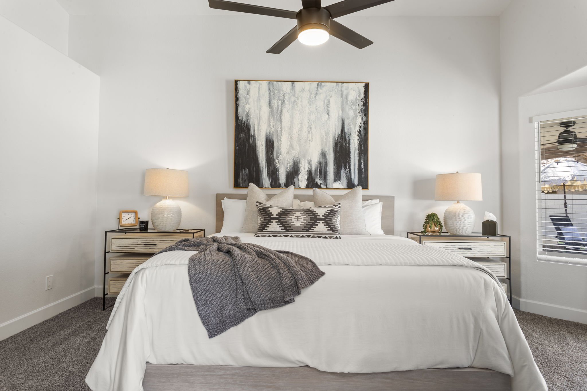 20-web-or-mls-12-s-surfside-dr.jpg