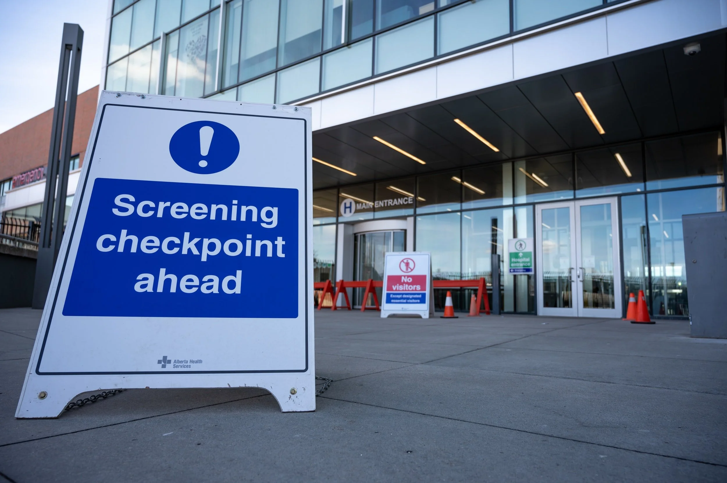 Tips for Traveling During a Pandemic - Great Sites That Will Help You Assess Covid Risk and Country Entry Requirements