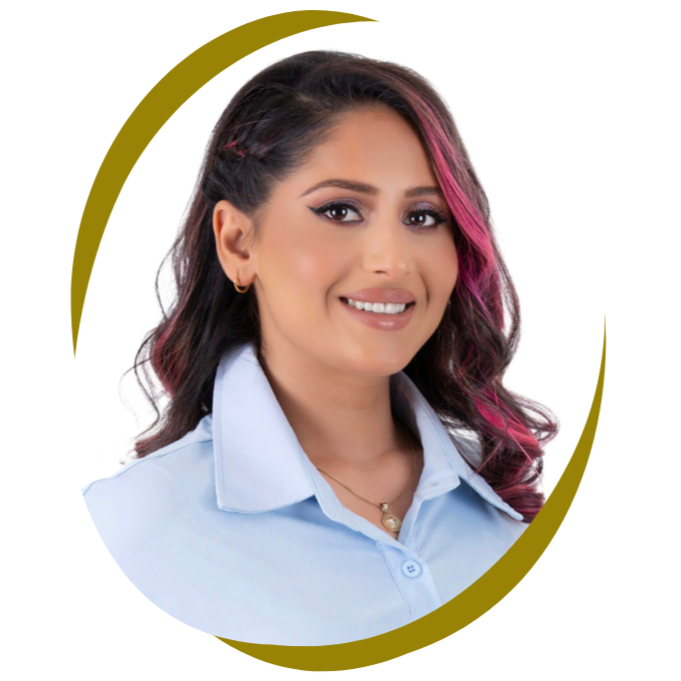 Headshot of Afshin Riaz