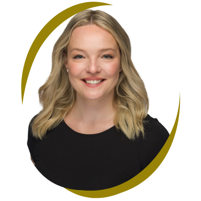 picture of blonde woman named Emma Ganton, therapist