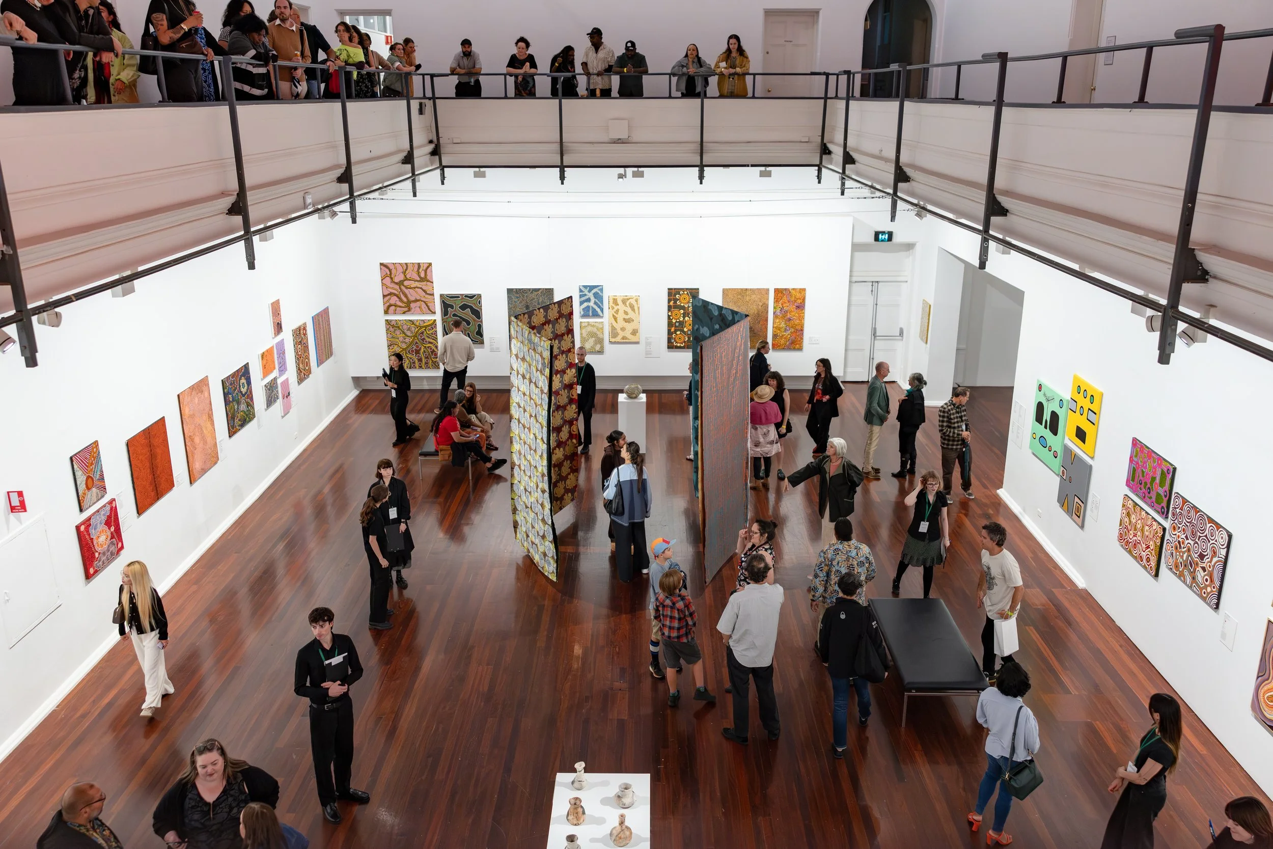 Revealed,ExhibitionOpening,ImagesbyJessicaRussell-89.jpg