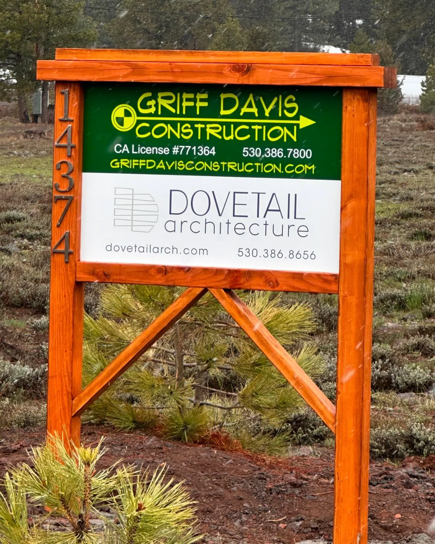 Big remodel in progress! Thank you @dovetailarch33 
#customsign #generalcontractor #truckee