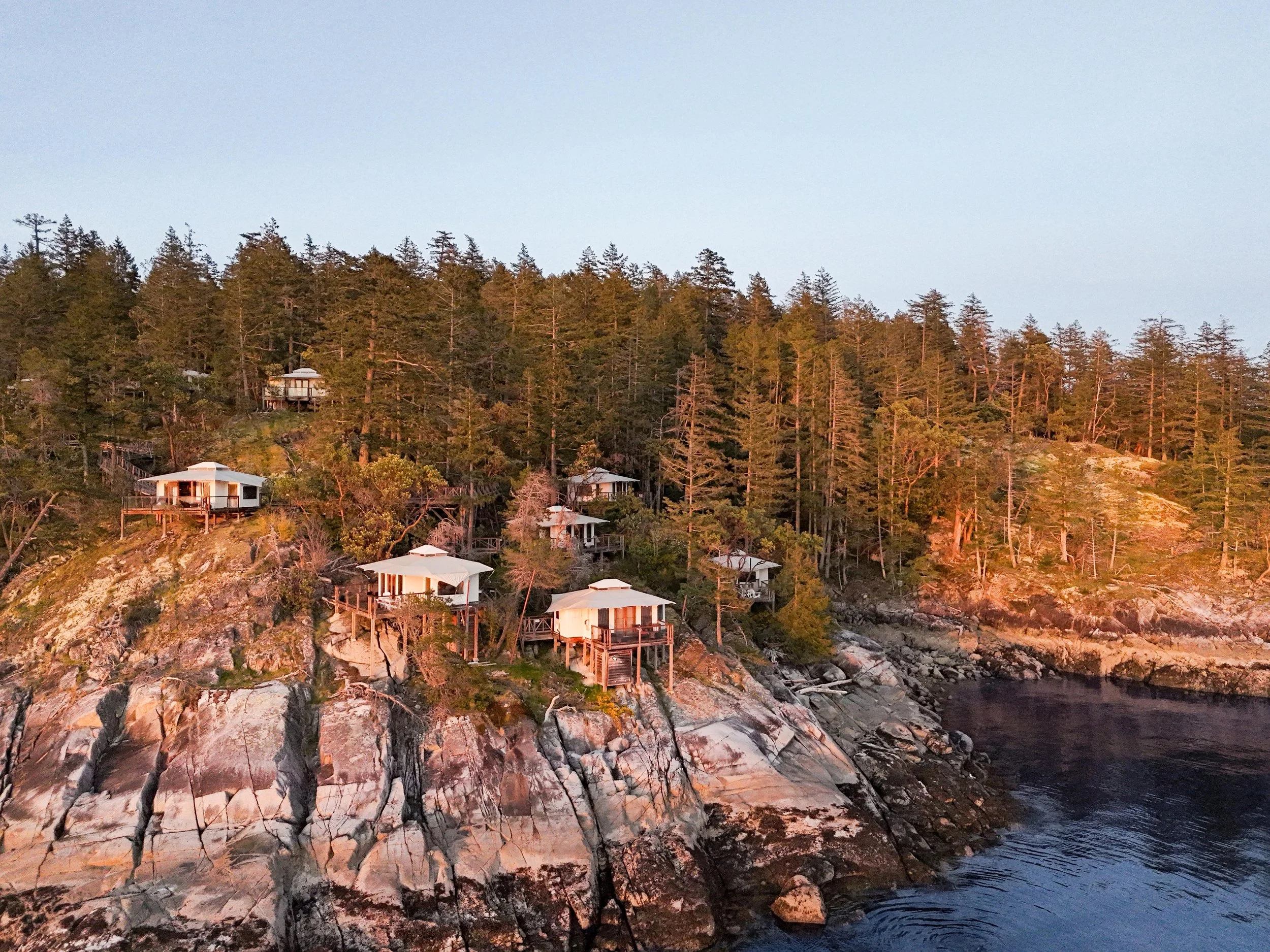 Rockwater Tenthouses Cliff (1).jpg