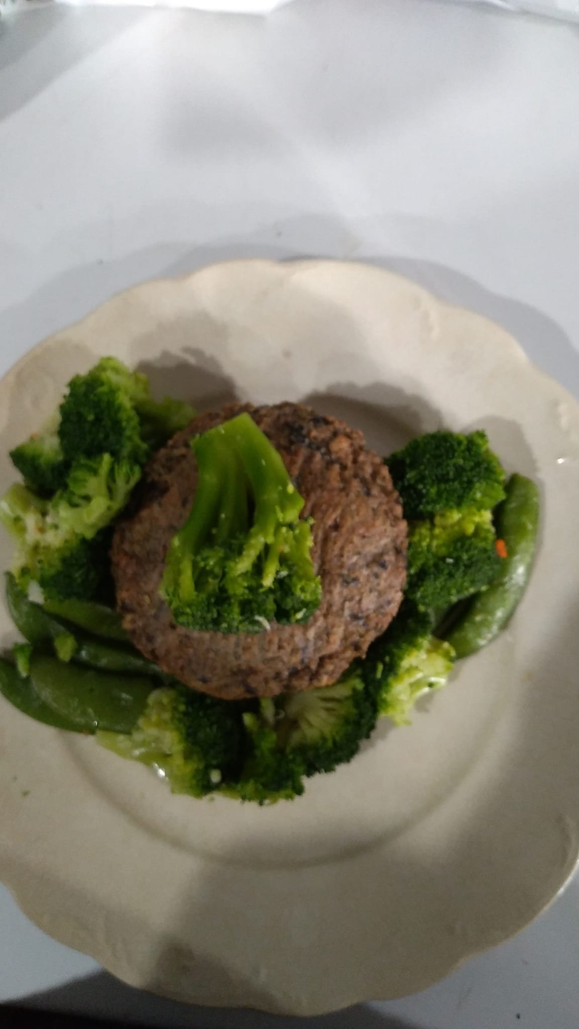 VEGGIE BURGERS 2.jpeg