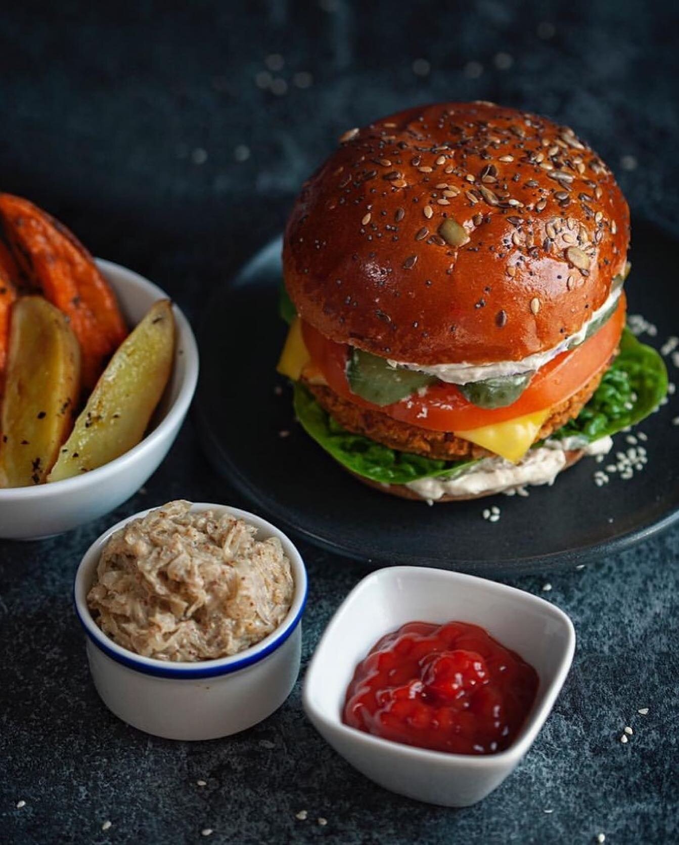 London is a city that truly has something for everyone, including those who follow a vegan diet. 

With a plethora of vegan restaurants to choose from, visitors and locals alike can enjoy delicious and healthy plant-based meals that cater to all tast