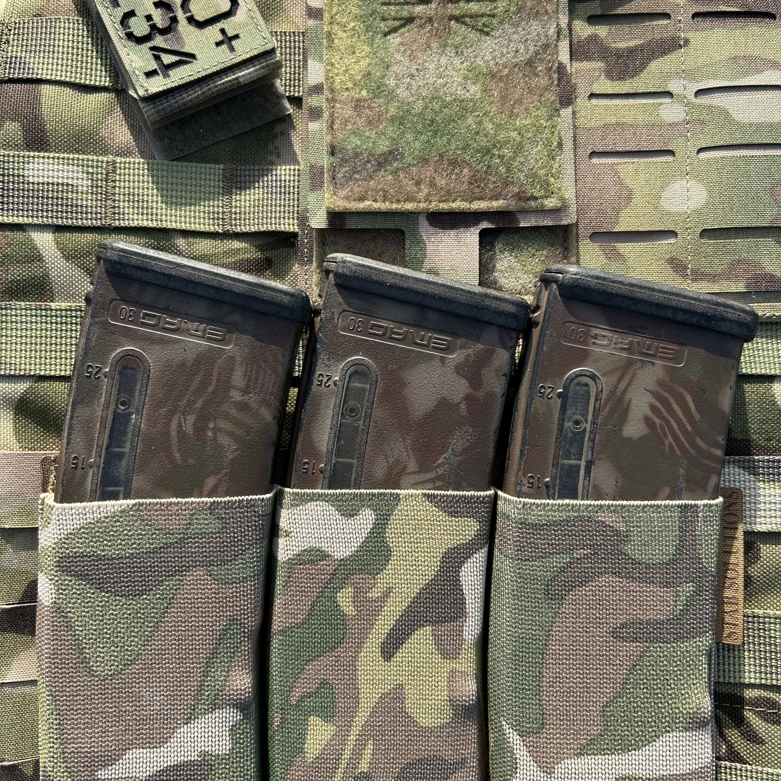 STAB Solutions 0710-01 Laser Cut Triple Elastic Magazine Recce Rig Pouch Multicam Laminate Accessories Military Tactical Kit Made in the UK Made in Great Britain (3).jpg