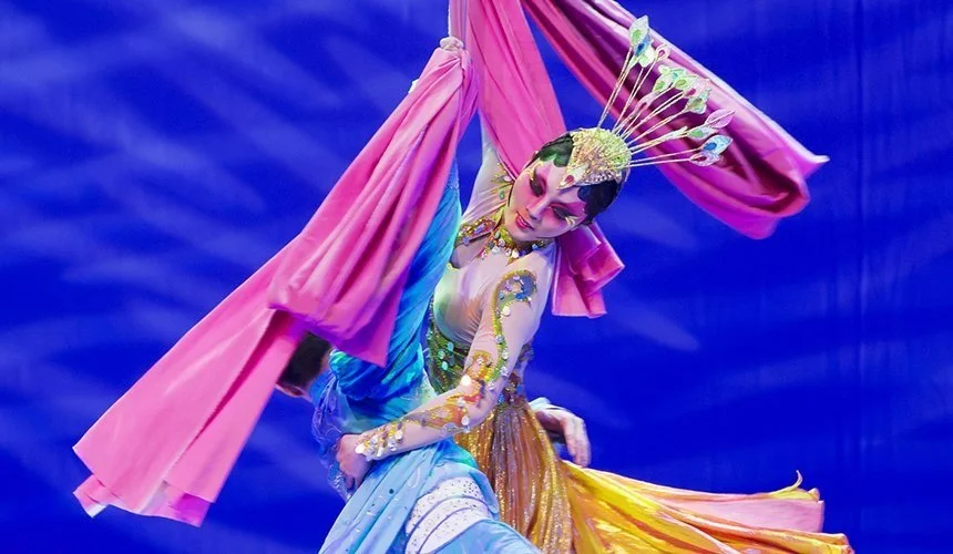 GRAN CIRCO ACROBÁTICO DE CHINA