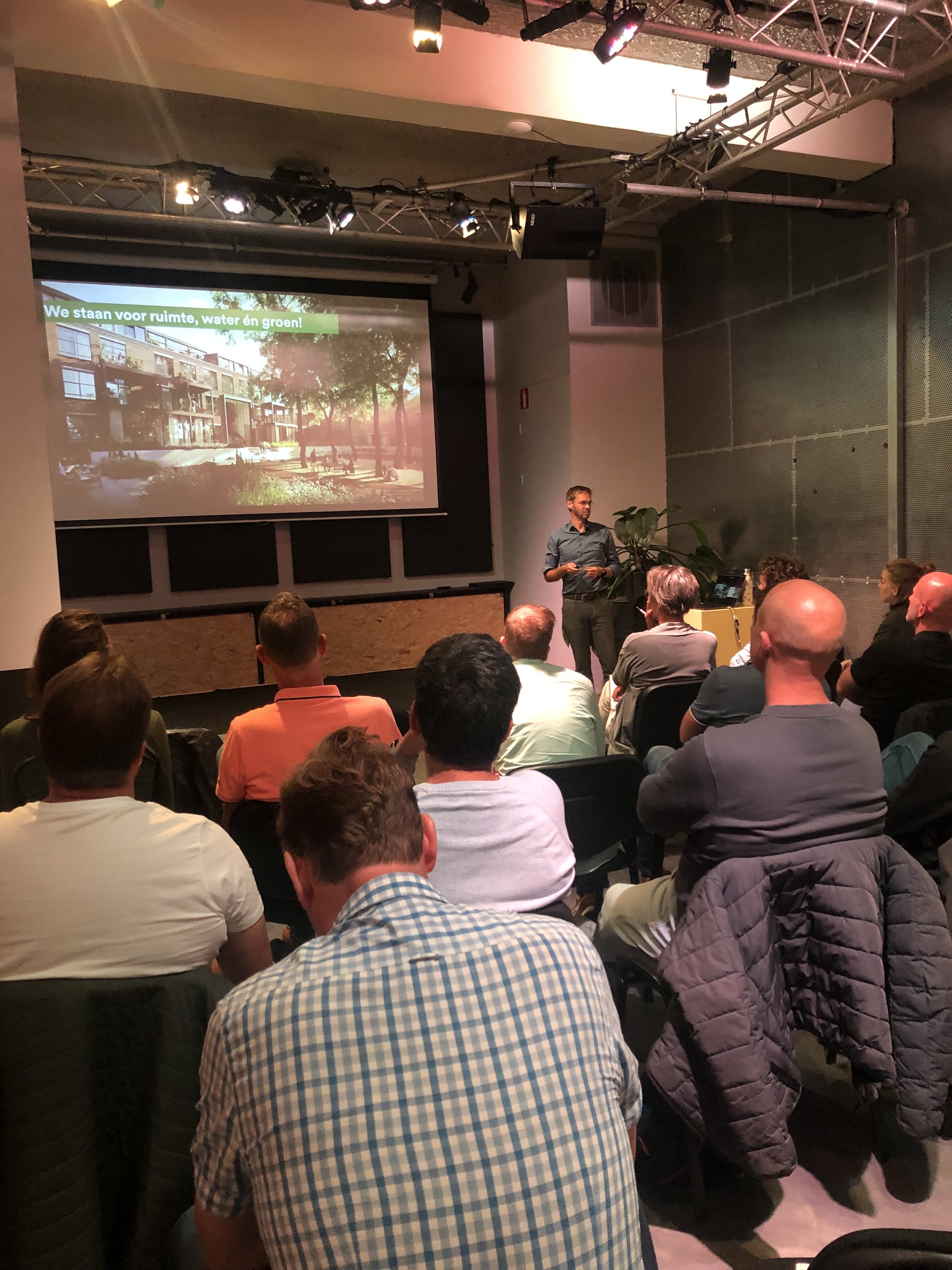 Presentación de FieldFactors para Startup in Residence Groningen