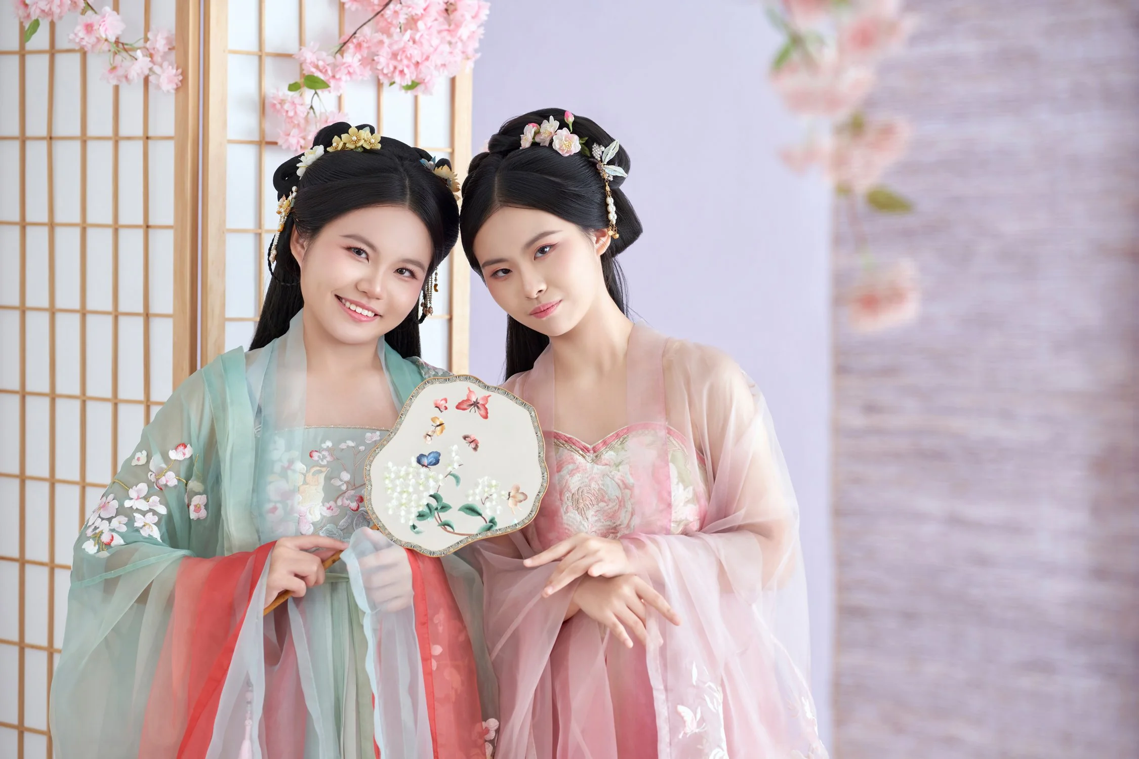 family photoshoot singapore hanfu