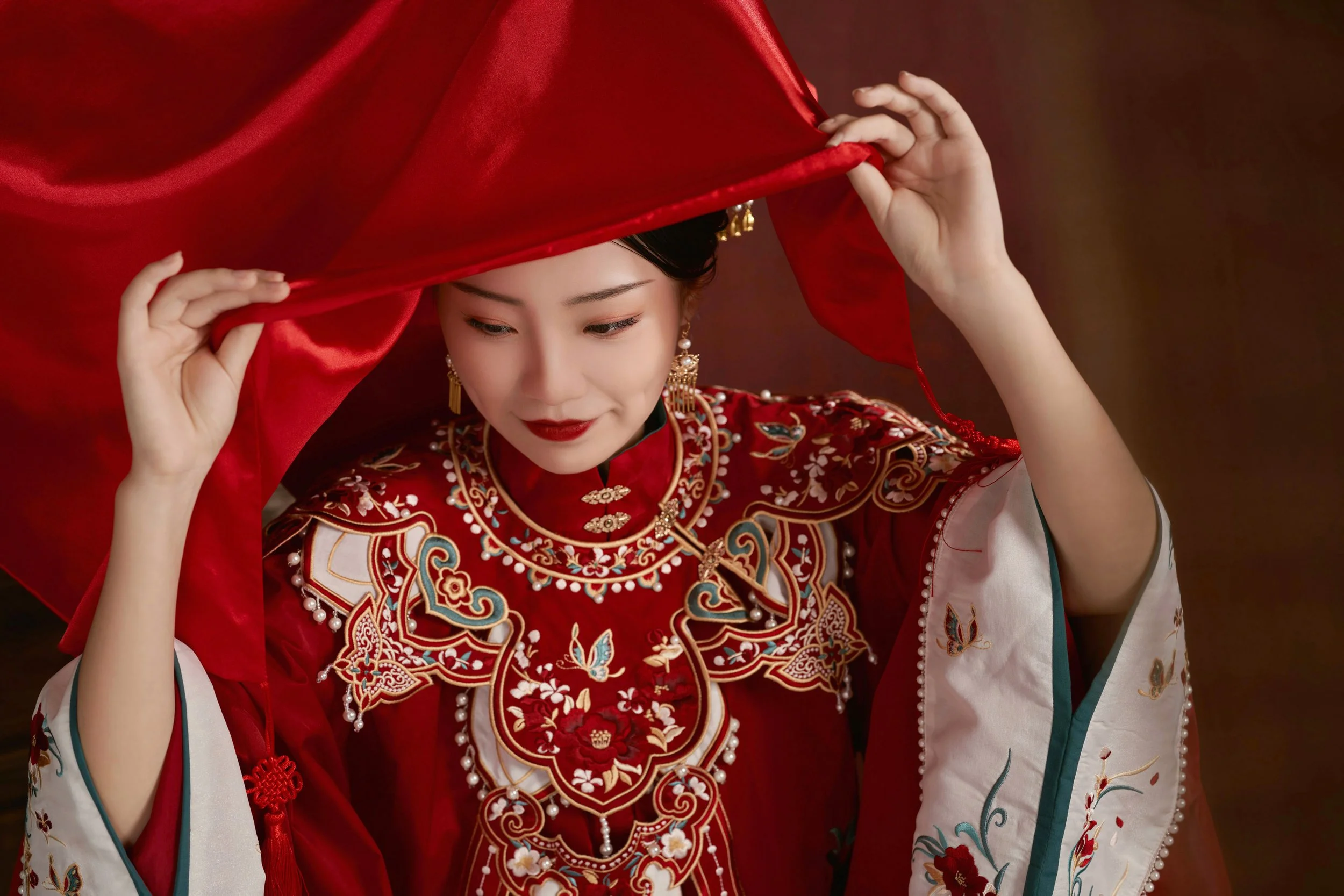 chinese-wedding-hanfu-veil.jpg