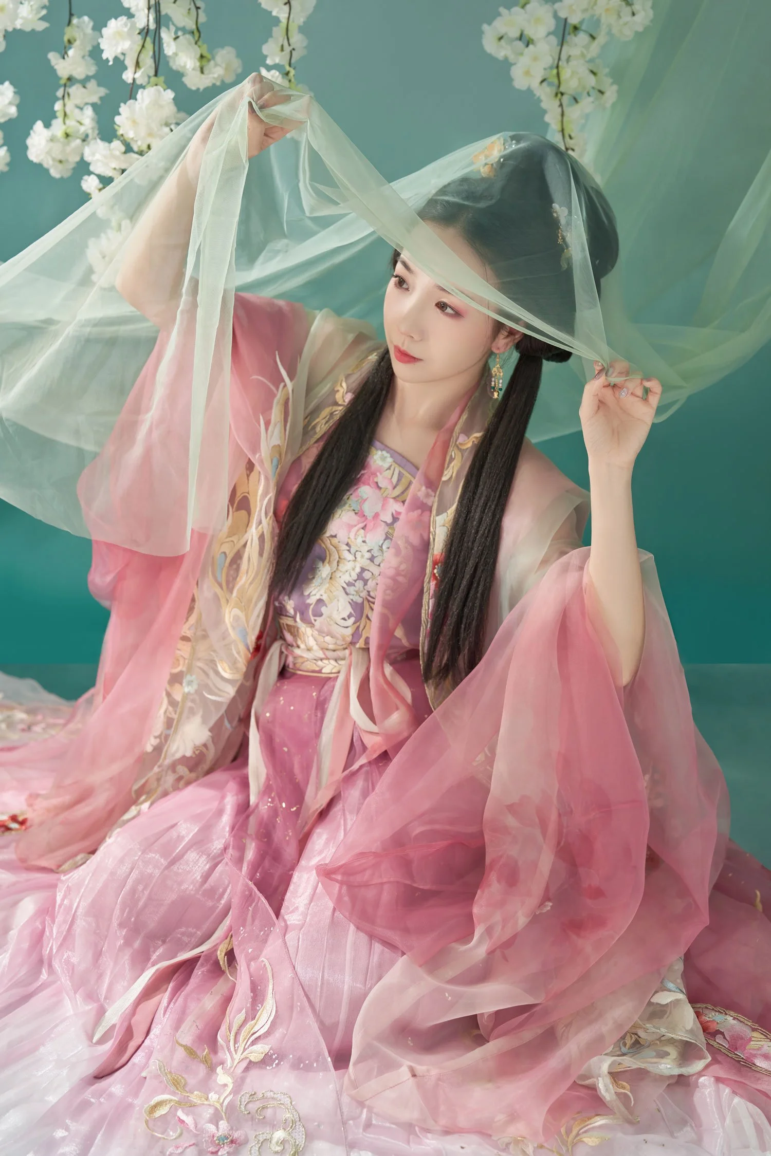 Dressed up Dreams Photo Studio portfolio image 7