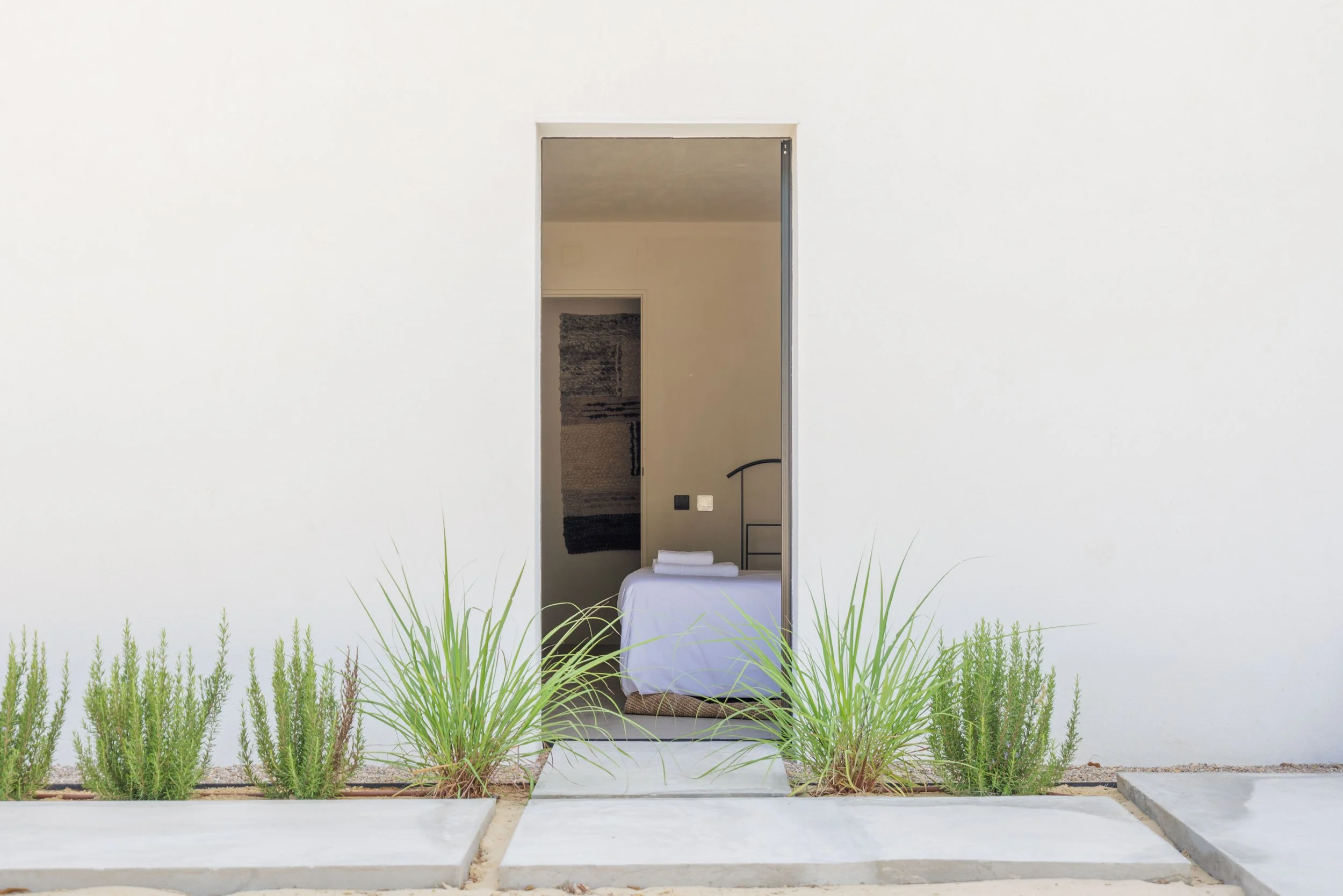 Ansuz_PoolArea_5.jpg