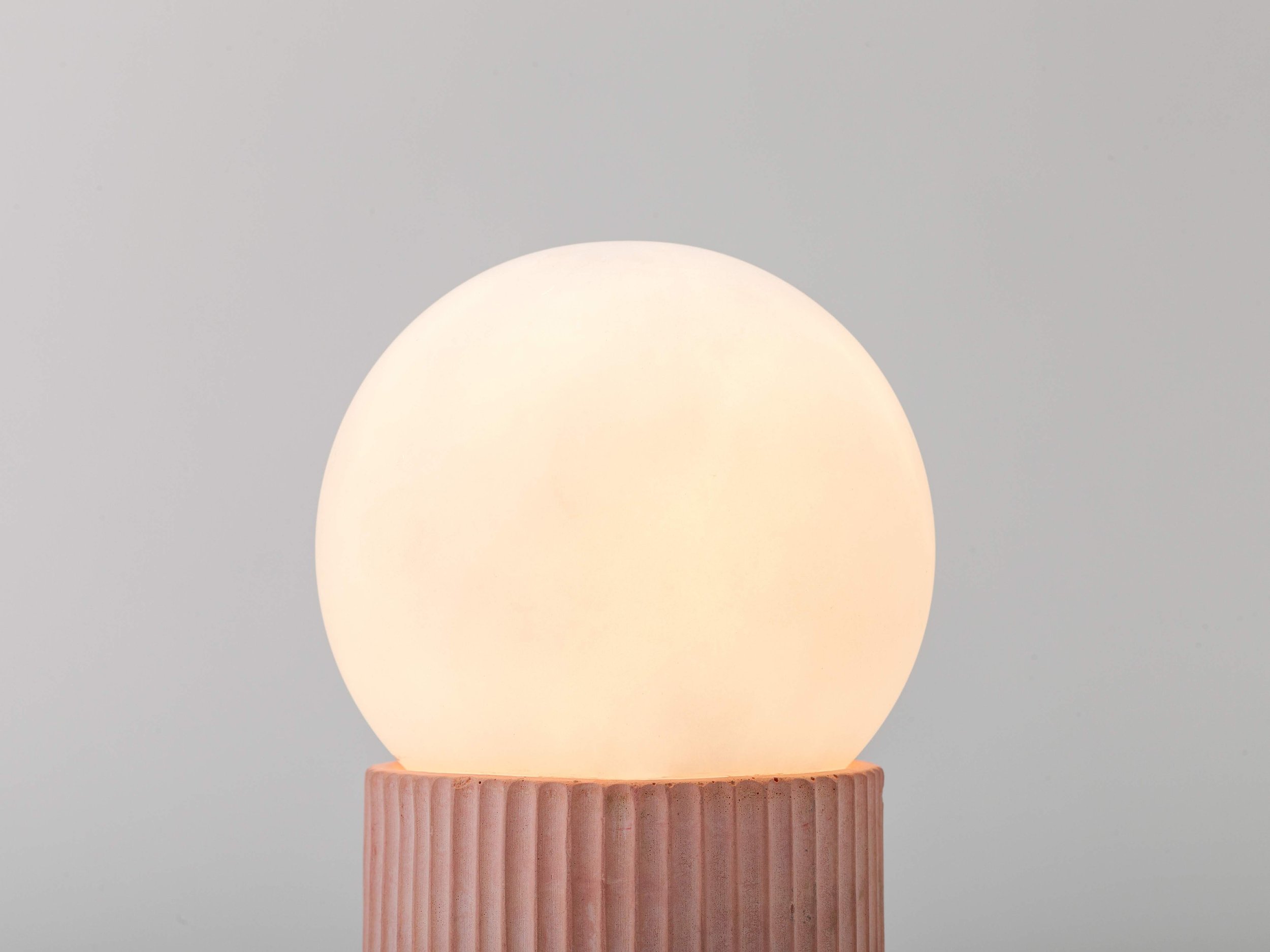 Concrete_Ribbed_Table_Lamp_Pink_0056_6.jpeg