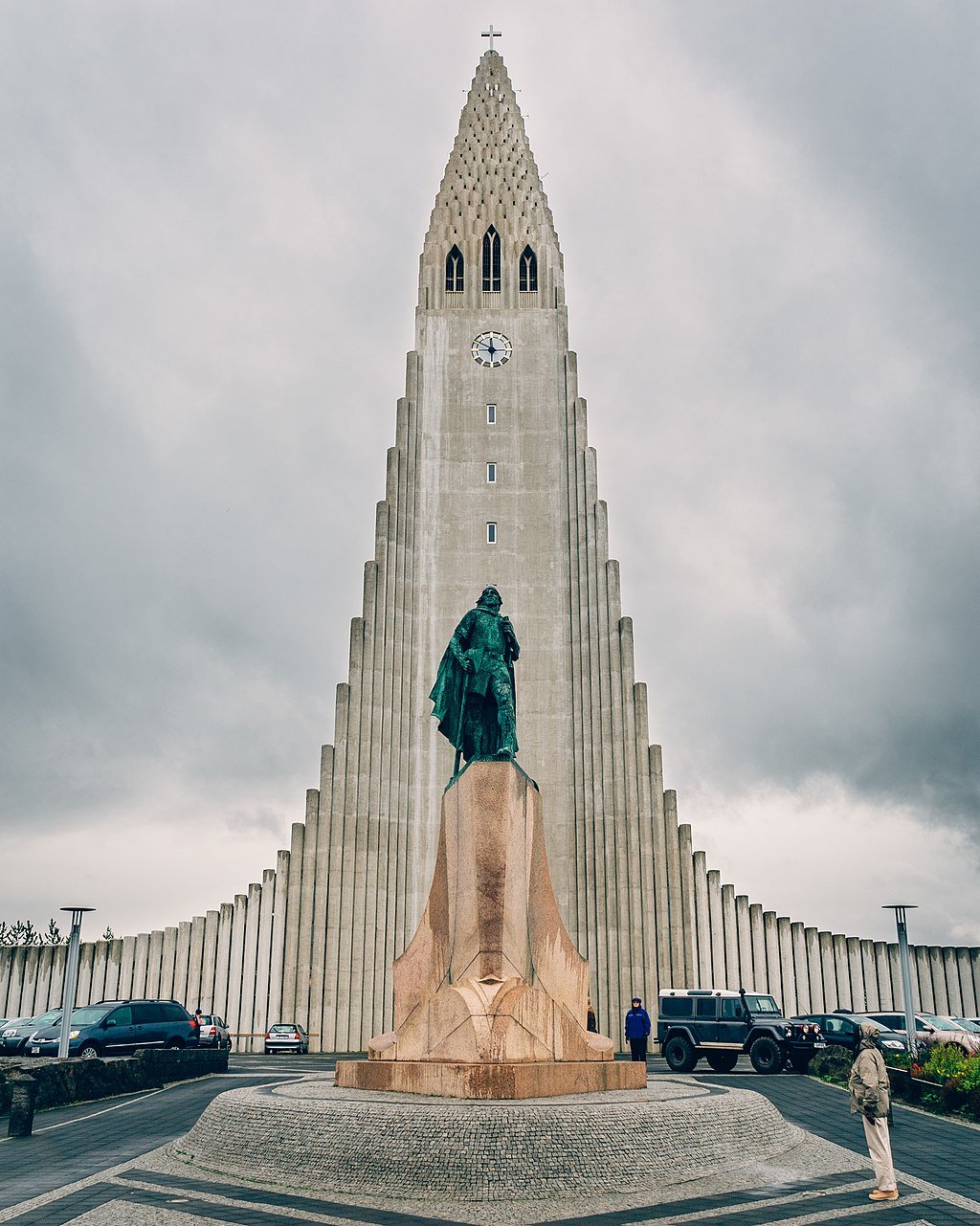 Iceland: Hallgrimskirkja church