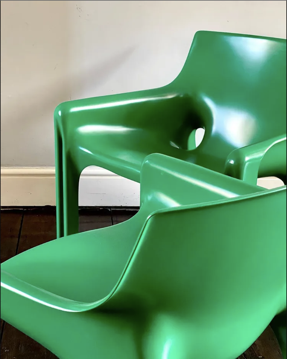 Pair of Vicario Arm Chairs by Vico Magistretti for Artemide Milan